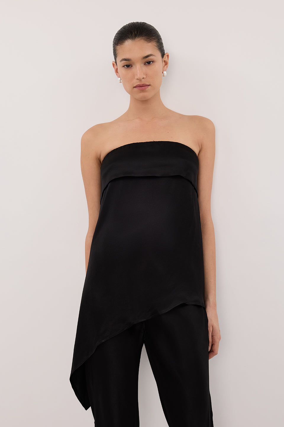 SANDER BLACK STRAPLESS SATIN TOP