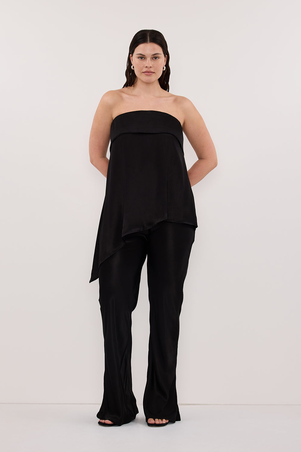 SANDER BLACK STRAPLESS SATIN TOP