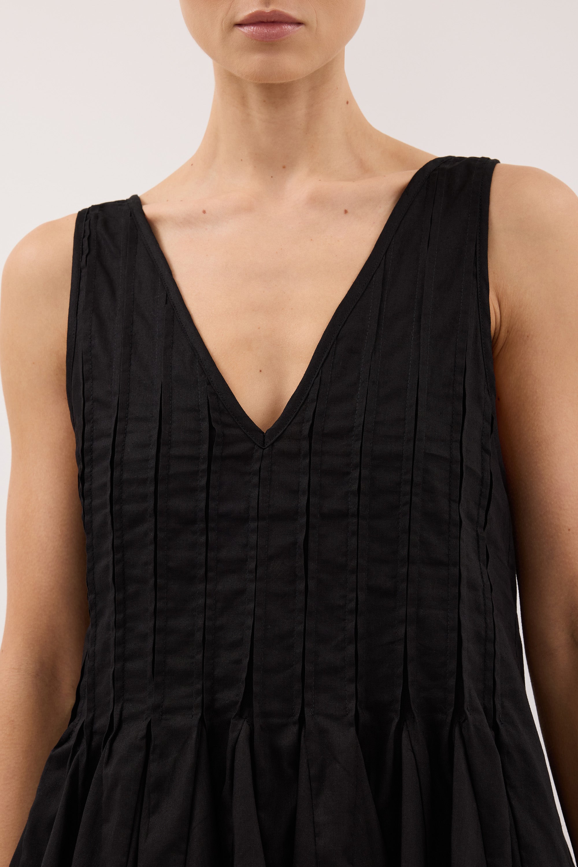 PIXIE BLACK LINEN GODET TOP