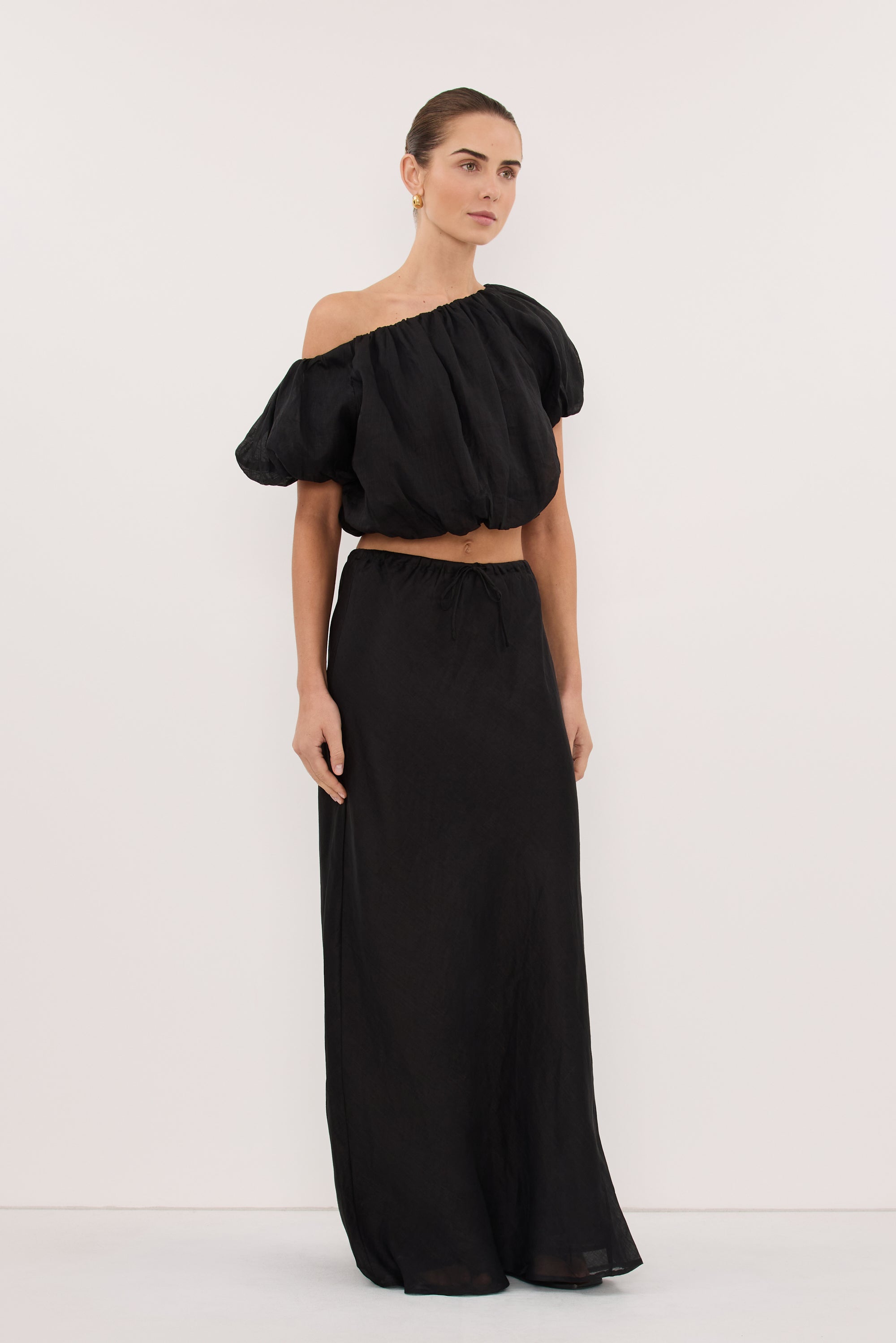 ARLO BLACK RAMIE OFF SHOULDER BUBBLE TOP