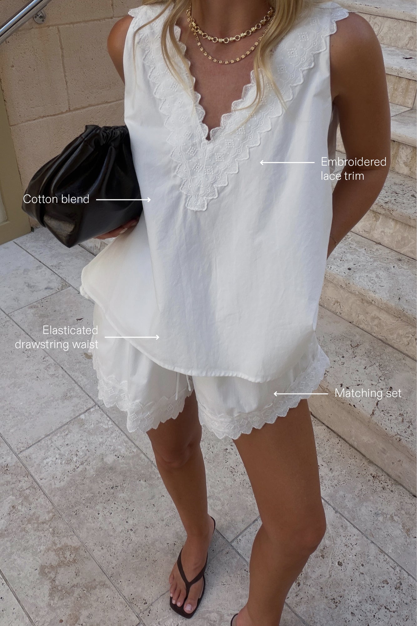 ANNABEL WHITE V NECK TOP