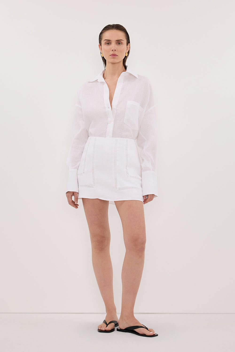 LINDSAY WHITE LINEN SKORT