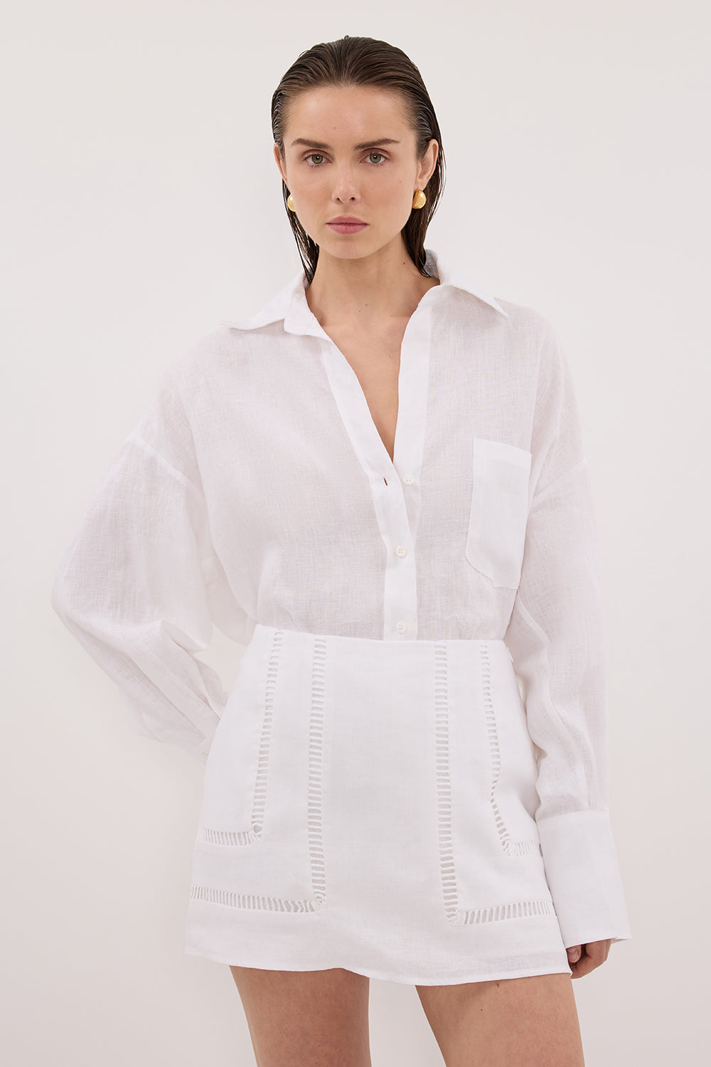 LINDSAY WHITE LINEN SKORT