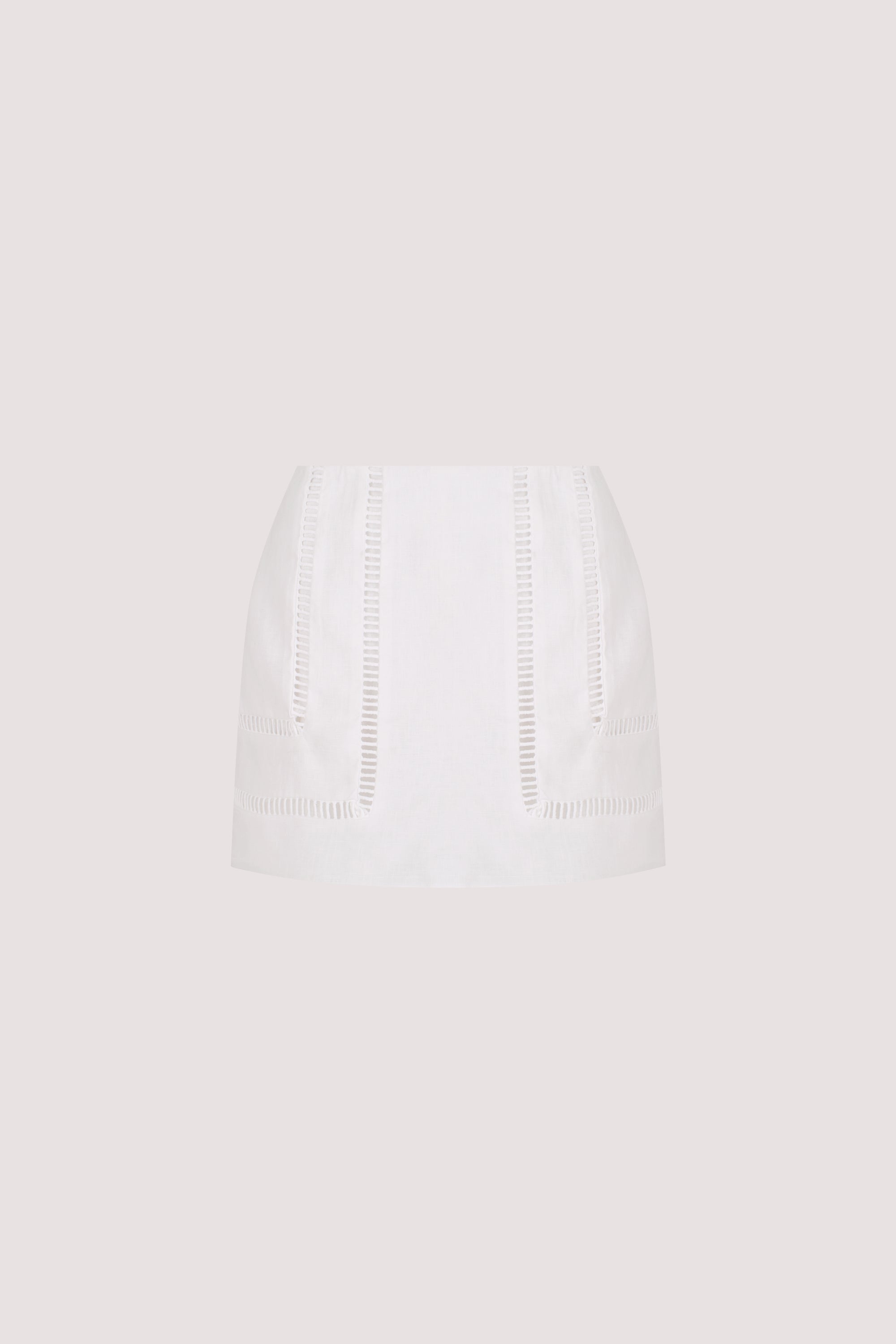 LINDSAY WHITE LINEN SKORT
