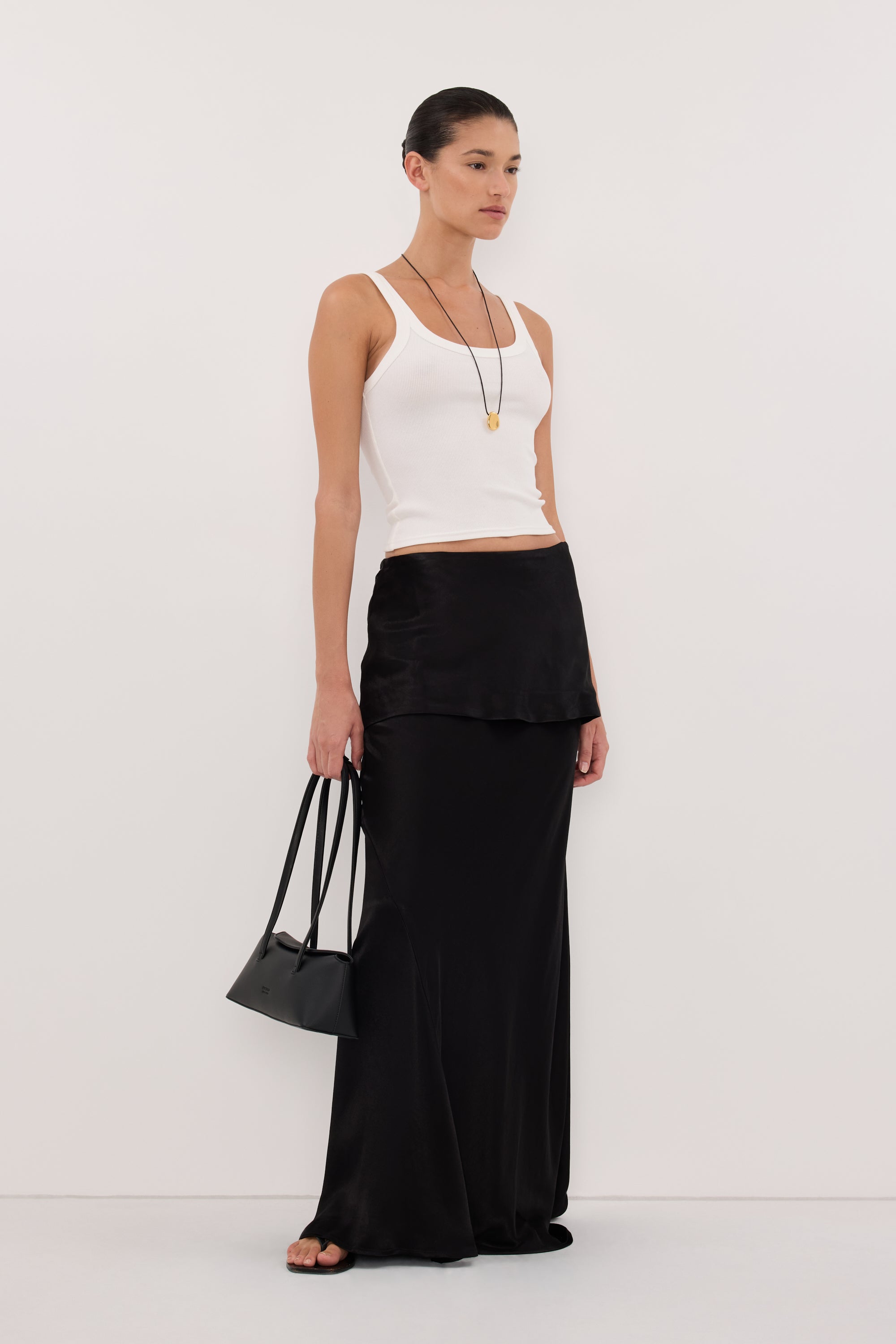satin flare skirt digne ディニュ Black 2 JELENA BLACK SATIN OVERLAY SKIRT – DISSH