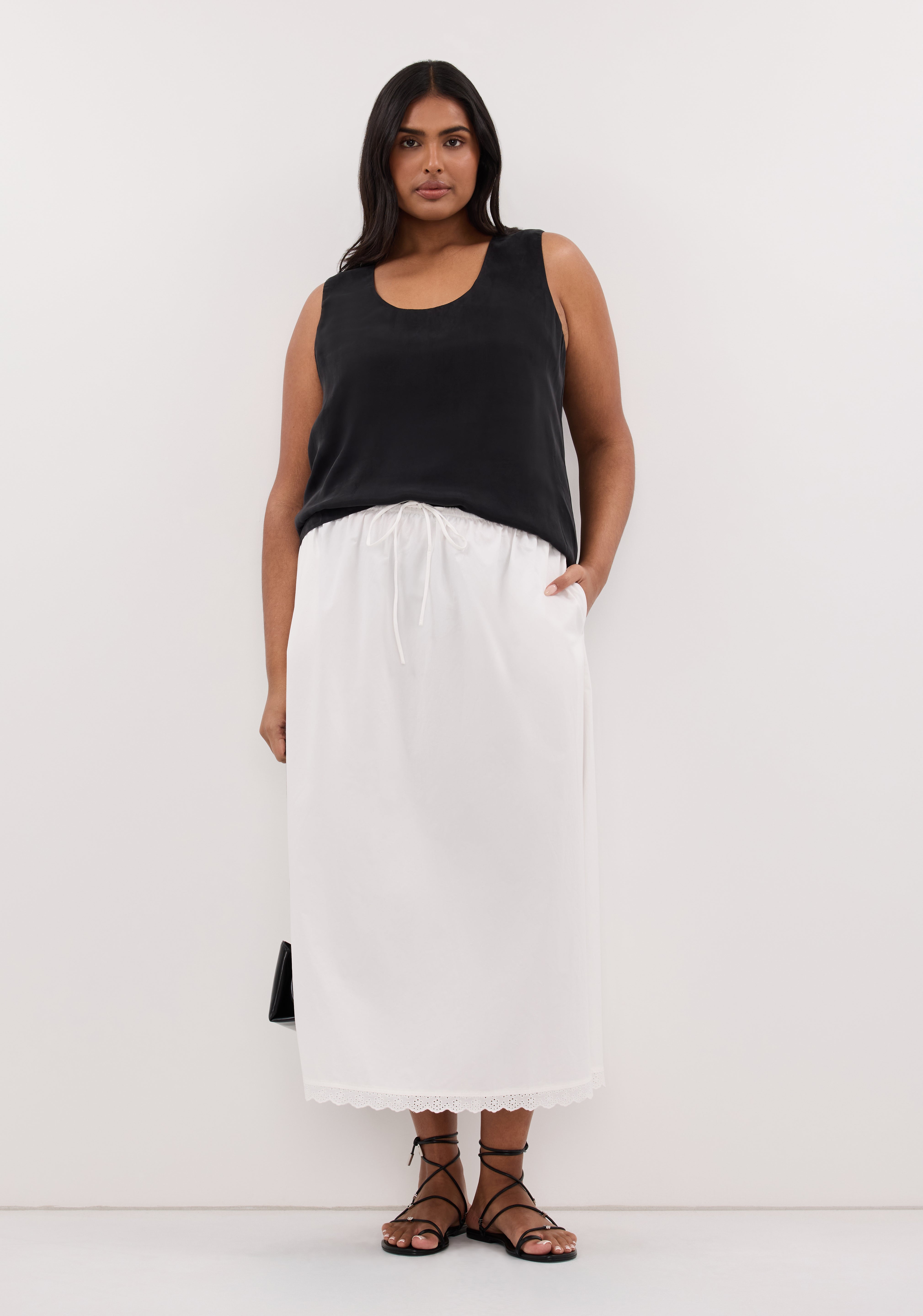 ARLETTE WHITE COTTON GATHERED 7/8 SKIRT