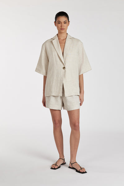 Aude wearing ALONDRA NATURAL LINEN SHORT
