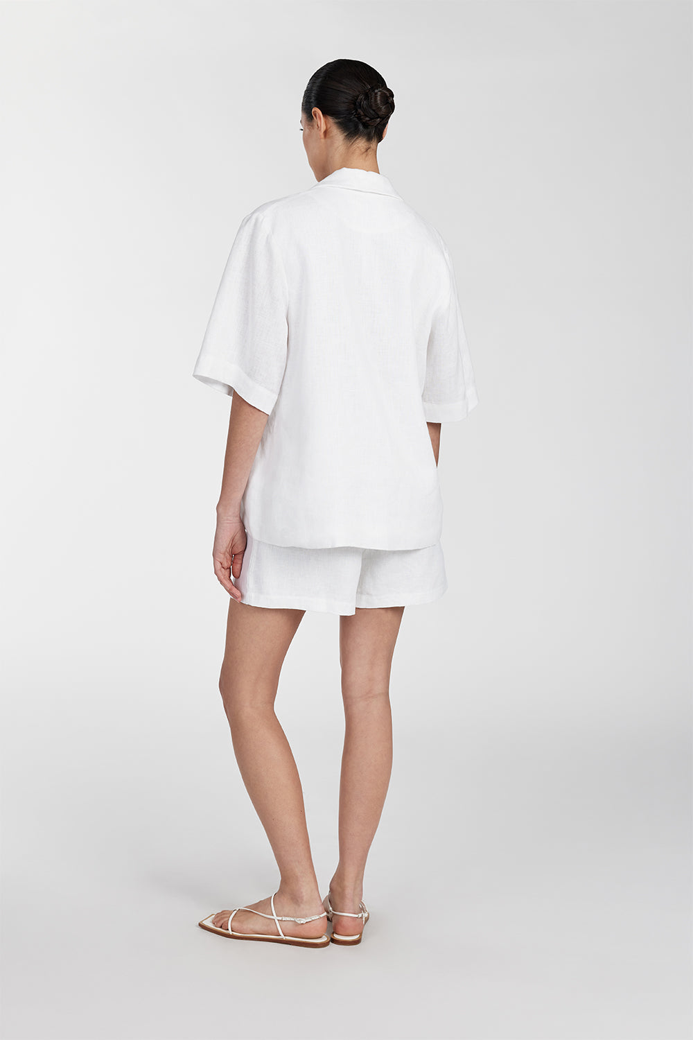 CORY WHITE LINEN SHORT