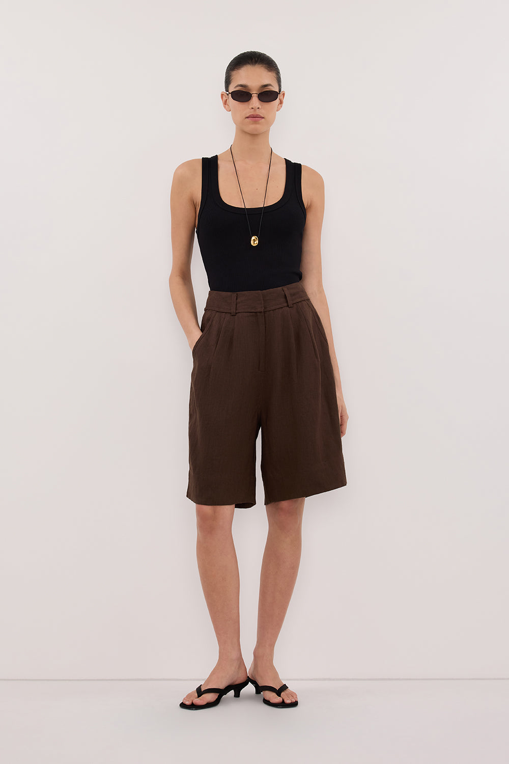 KAYLA BITTER CHOC LINEN BERMUDA SHORT