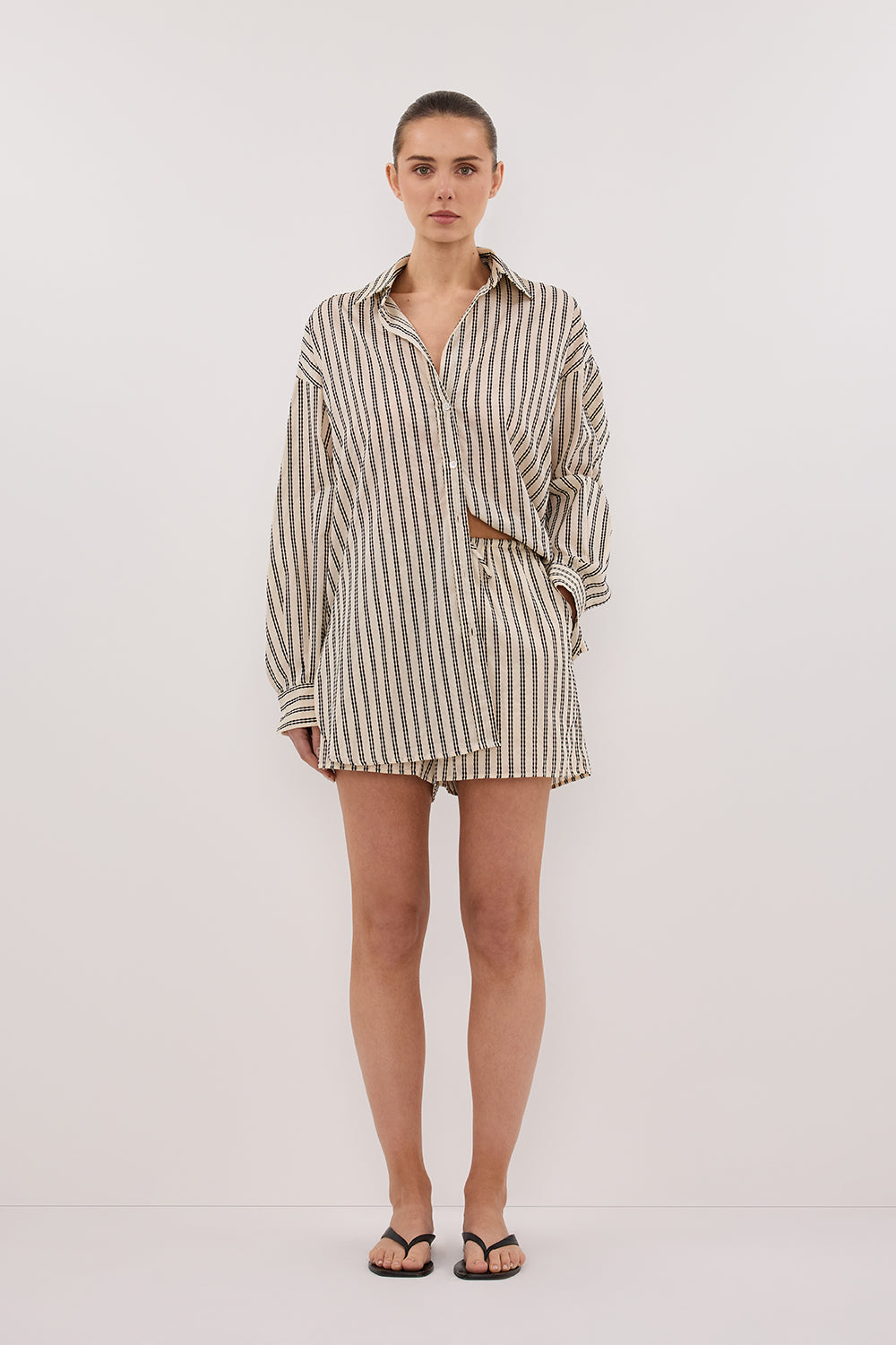 ELLIE CREAM STRIPE DRAWSTRING SHORTS