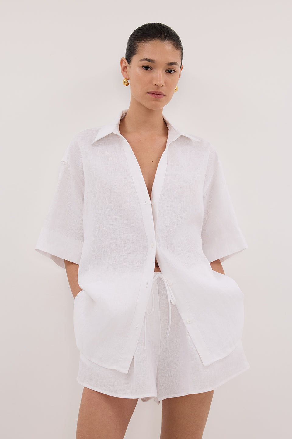 HELENA WHITE LINEN SHORT
