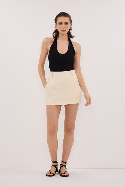 Stas wearing EVIE STRAW LINEN SKORT