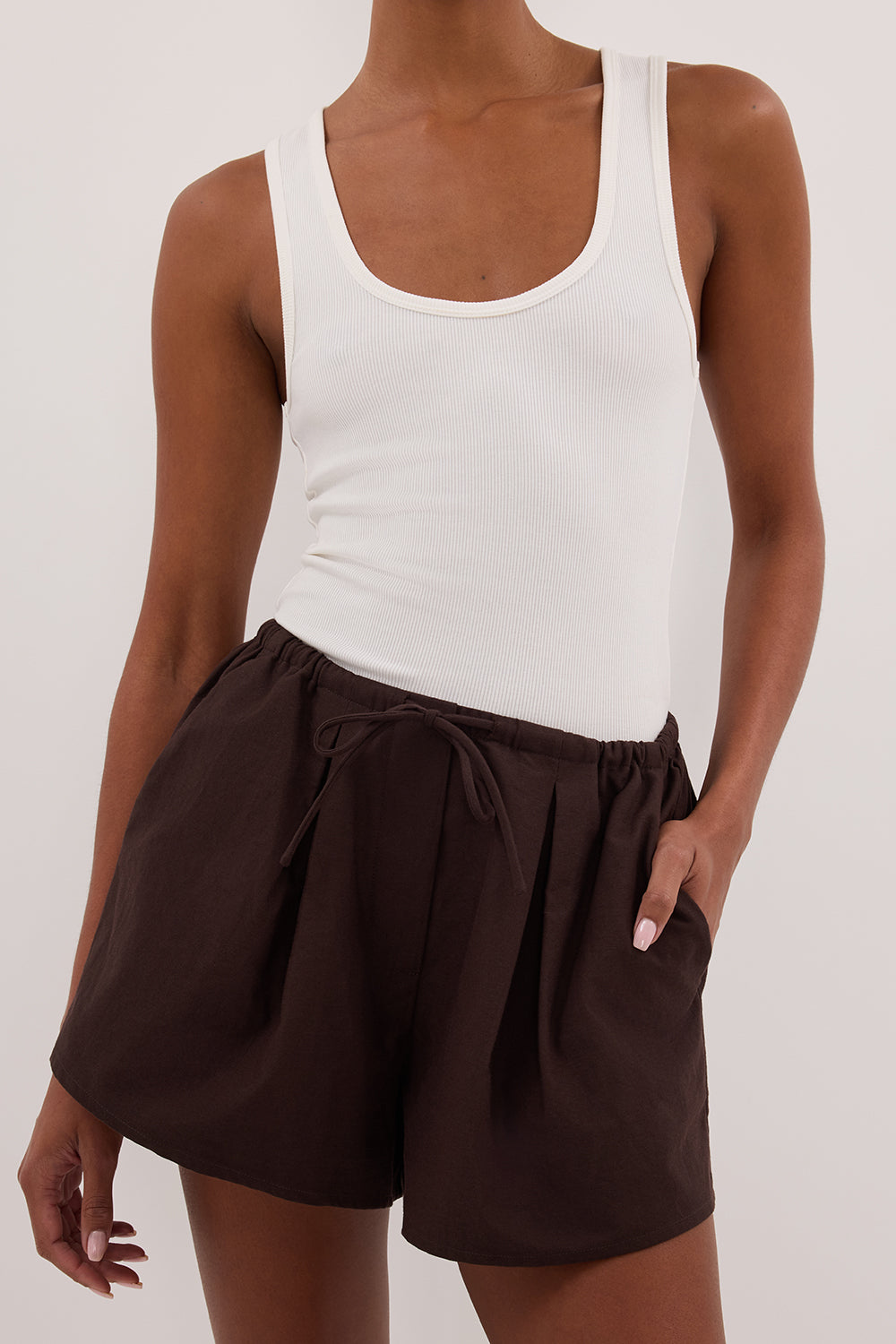 RHEA BURNT CHOC COTTON DRAWSTRING SHORT