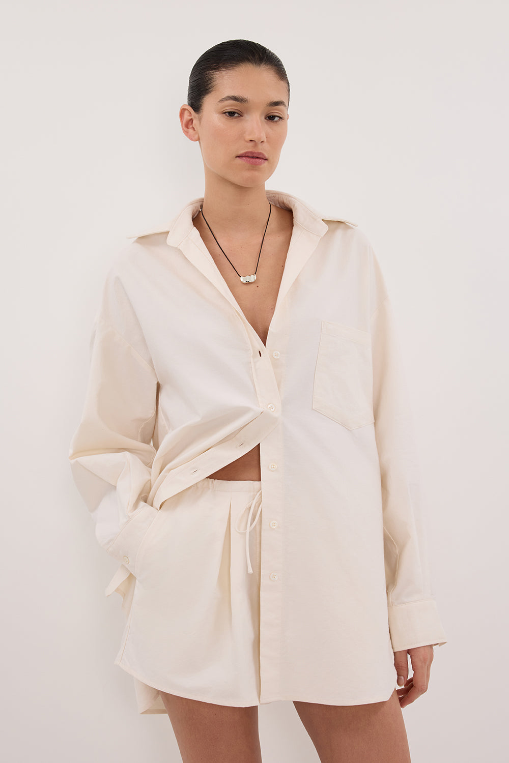 RHEA CREAM COTTON DRAWSTRING SHORT