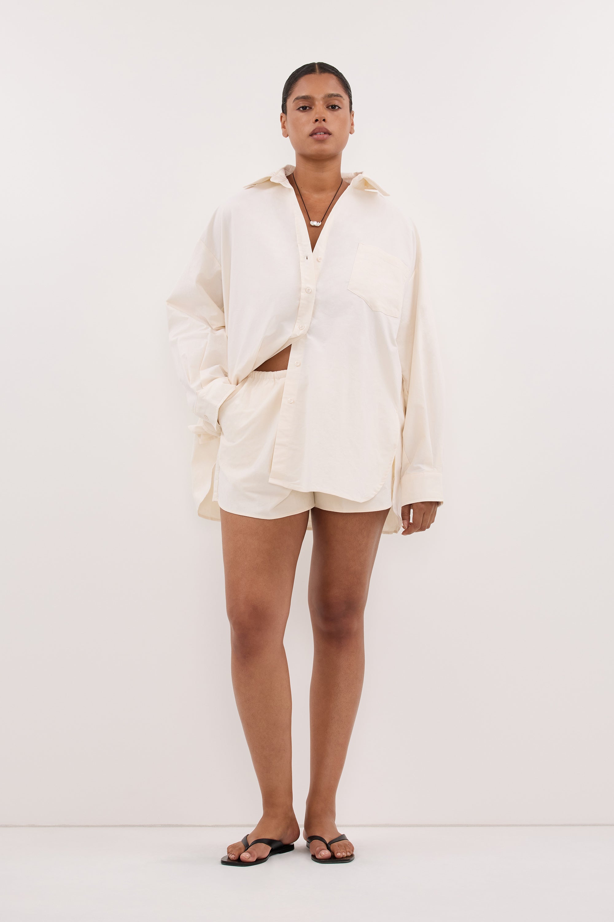 RHEA CREAM COTTON DRAWSTRING SHORT