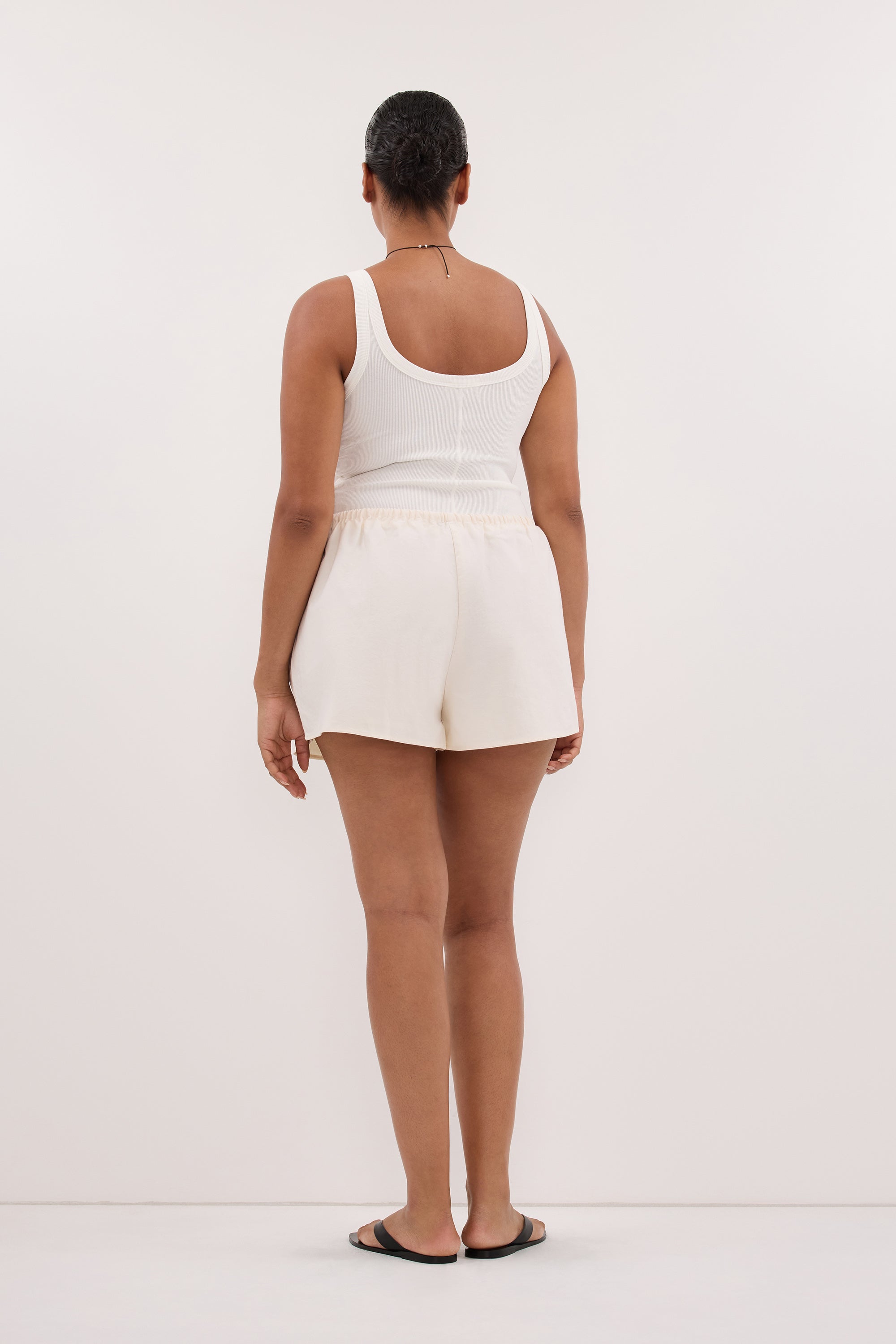 RHEA CREAM COTTON DRAWSTRING SHORT