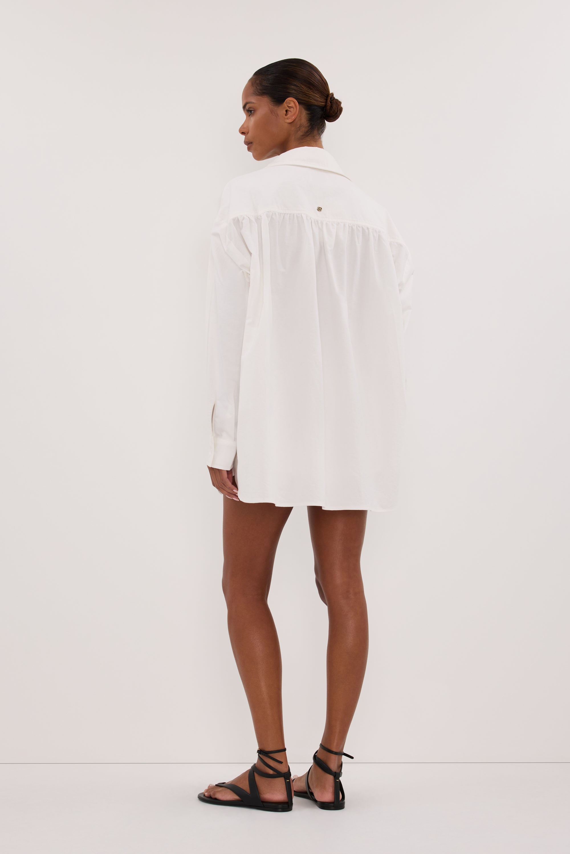 Washed White Drawstring RHEA WHITE COTTON DRAWSTRING SHORT – DISSH