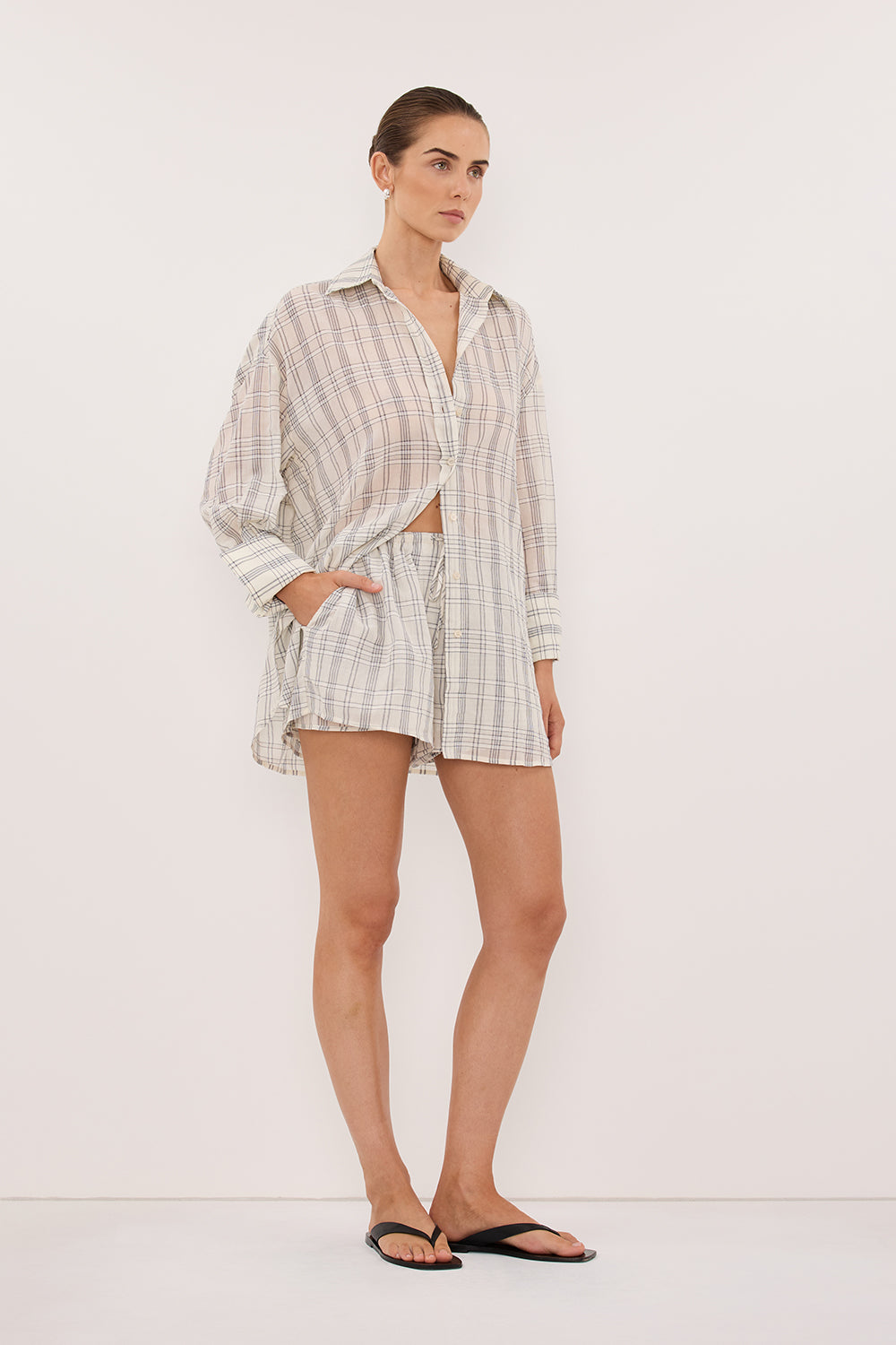 PETRA OFF WHITE CHECK SHORT