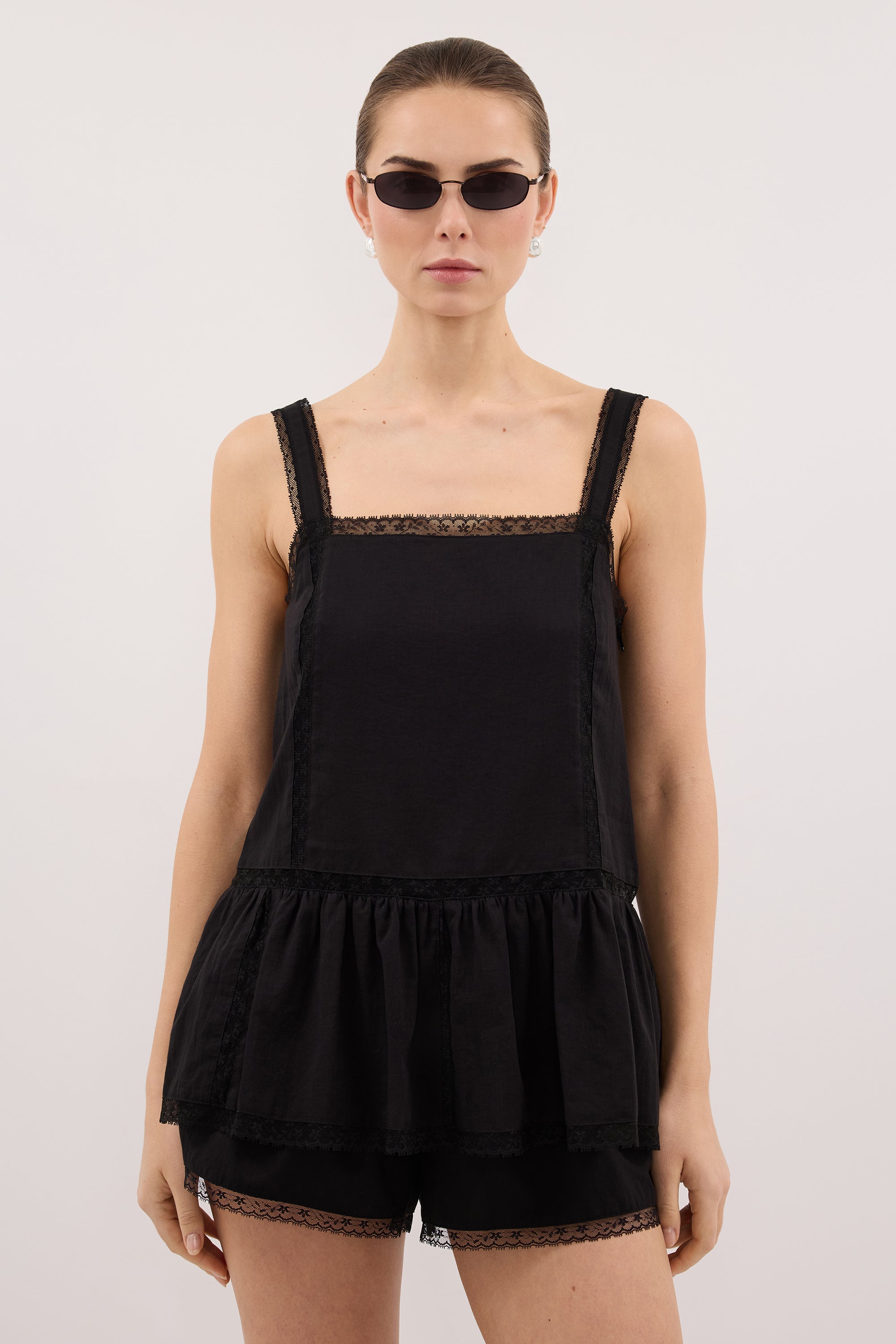 ROSIN BLACK LACE TRIM SHORT