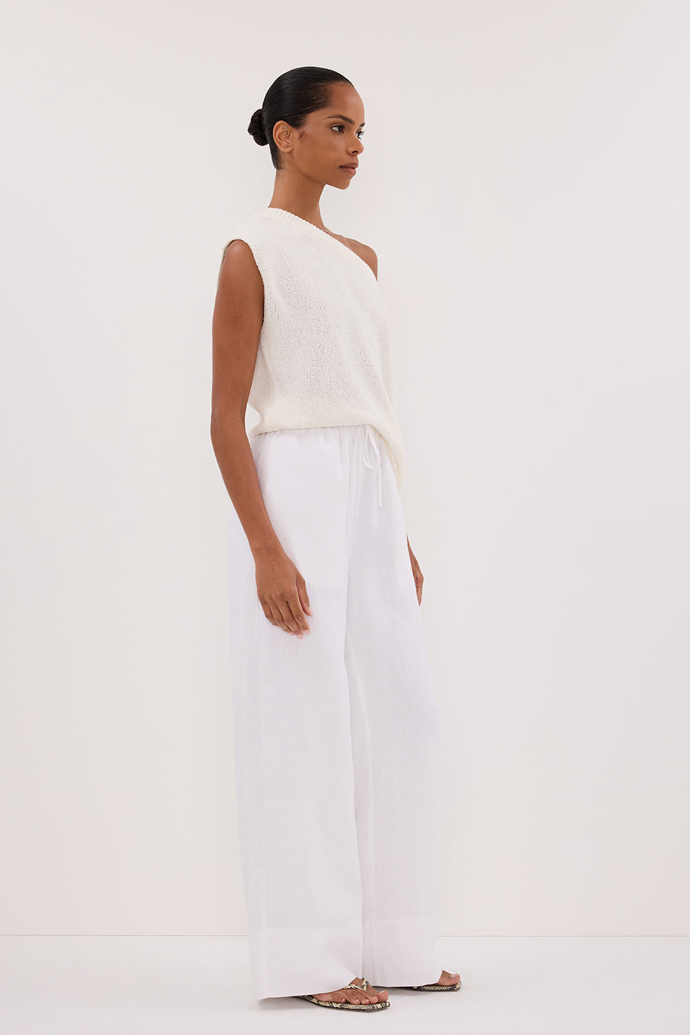 GINA WHITE LINEN ELASTIC WAIST PANT