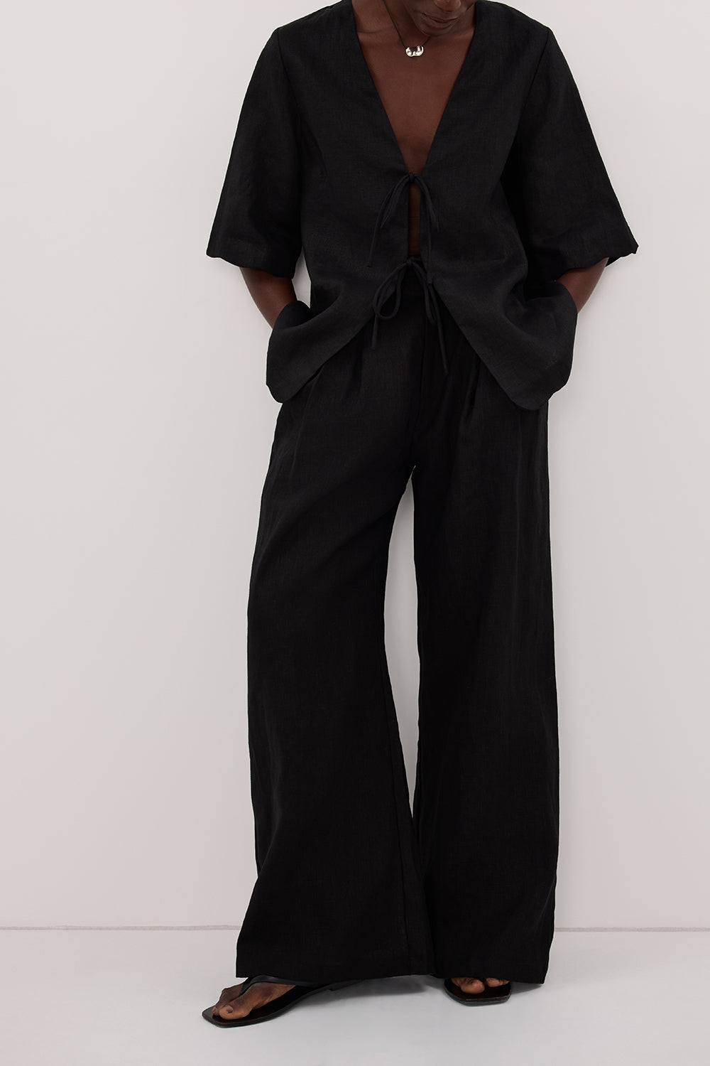 HOLDEN BLACK LINEN PANT