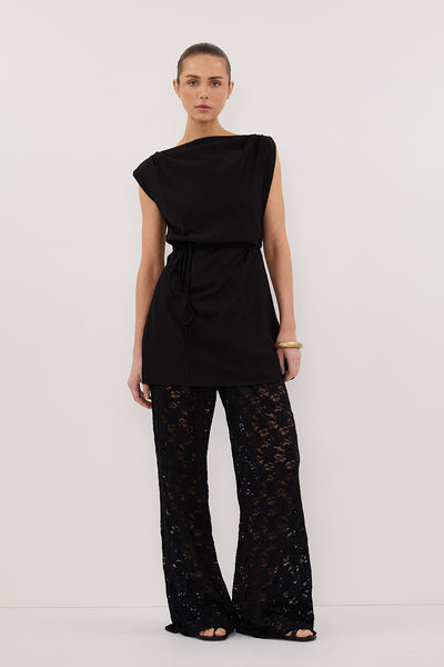 Stas wearing LOULA BLACK LACE PANT