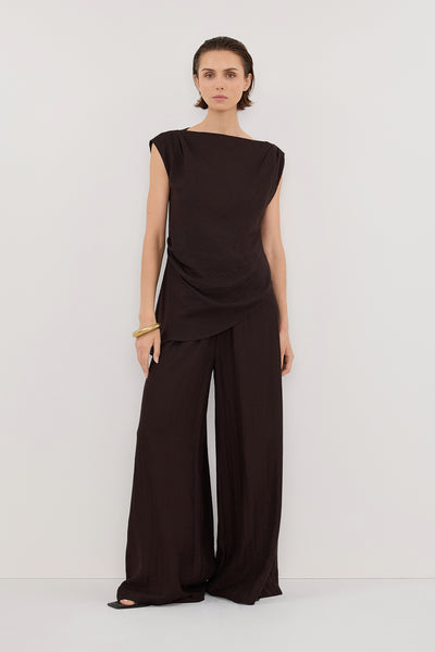 Stas wearing SHYLA BITTER CHOC WIDE LEG PANT