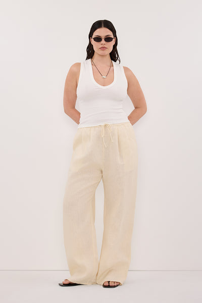 Jasmine wearing CARLA STRAW DRAWSTRING LINEN PANT