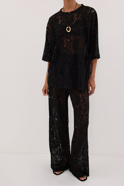 Kristen wearing WILMA BLACK LACE PANT