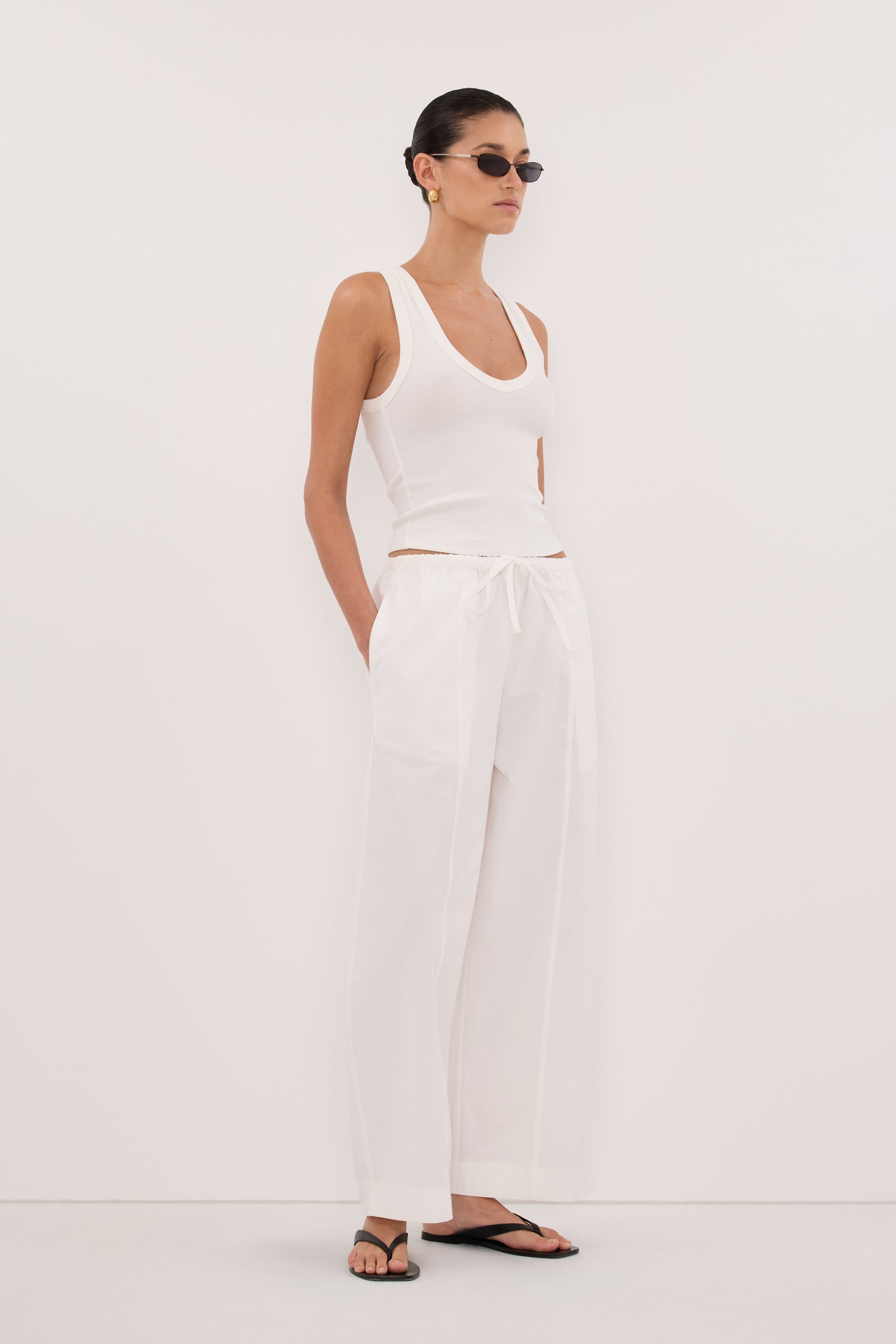 SCOUT WHITE COTTON BARREL LEG PANT
