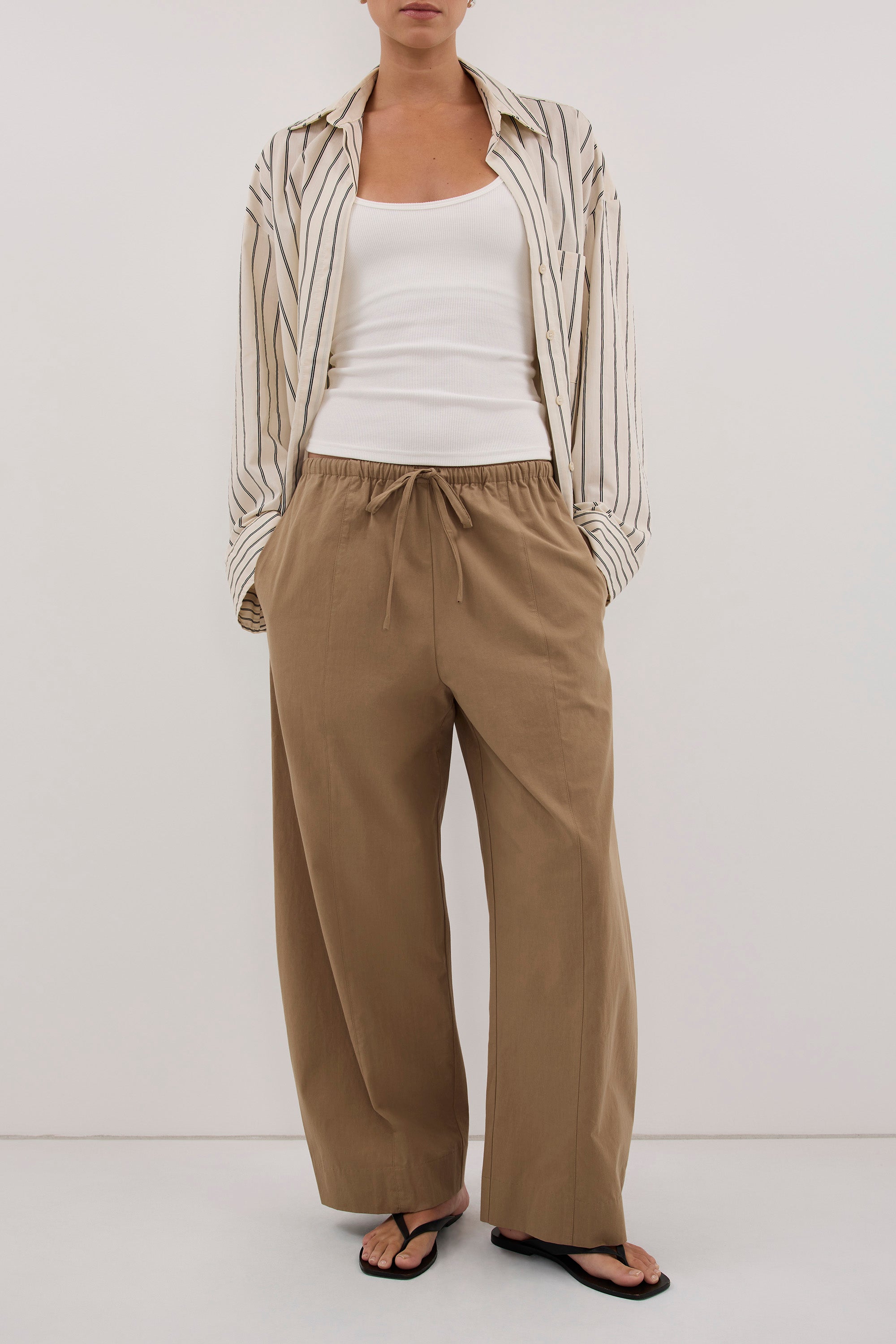 SCOUT WHEAT COTTON BARREL LEG PANT