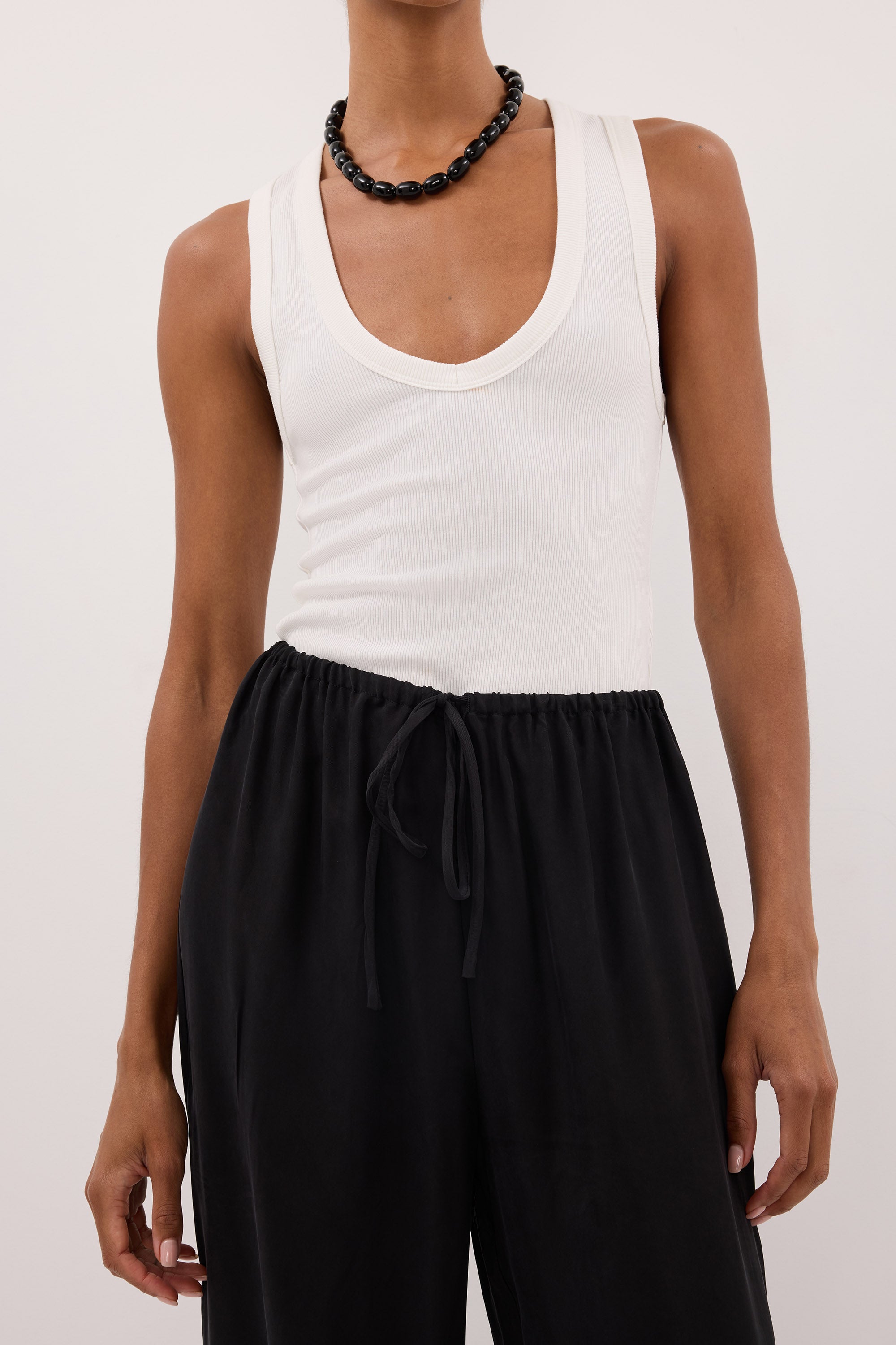 XENA BLACK CUPRO SIDE SPLIT PANT – DISSH
