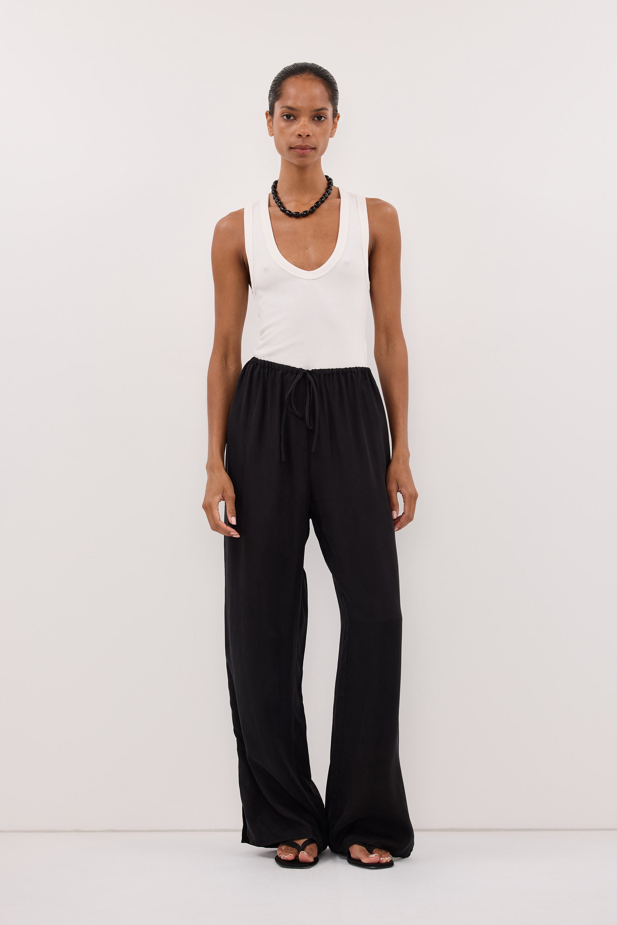 XENA BLACK CUPRO SIDE SPLIT PANT – DISSH
