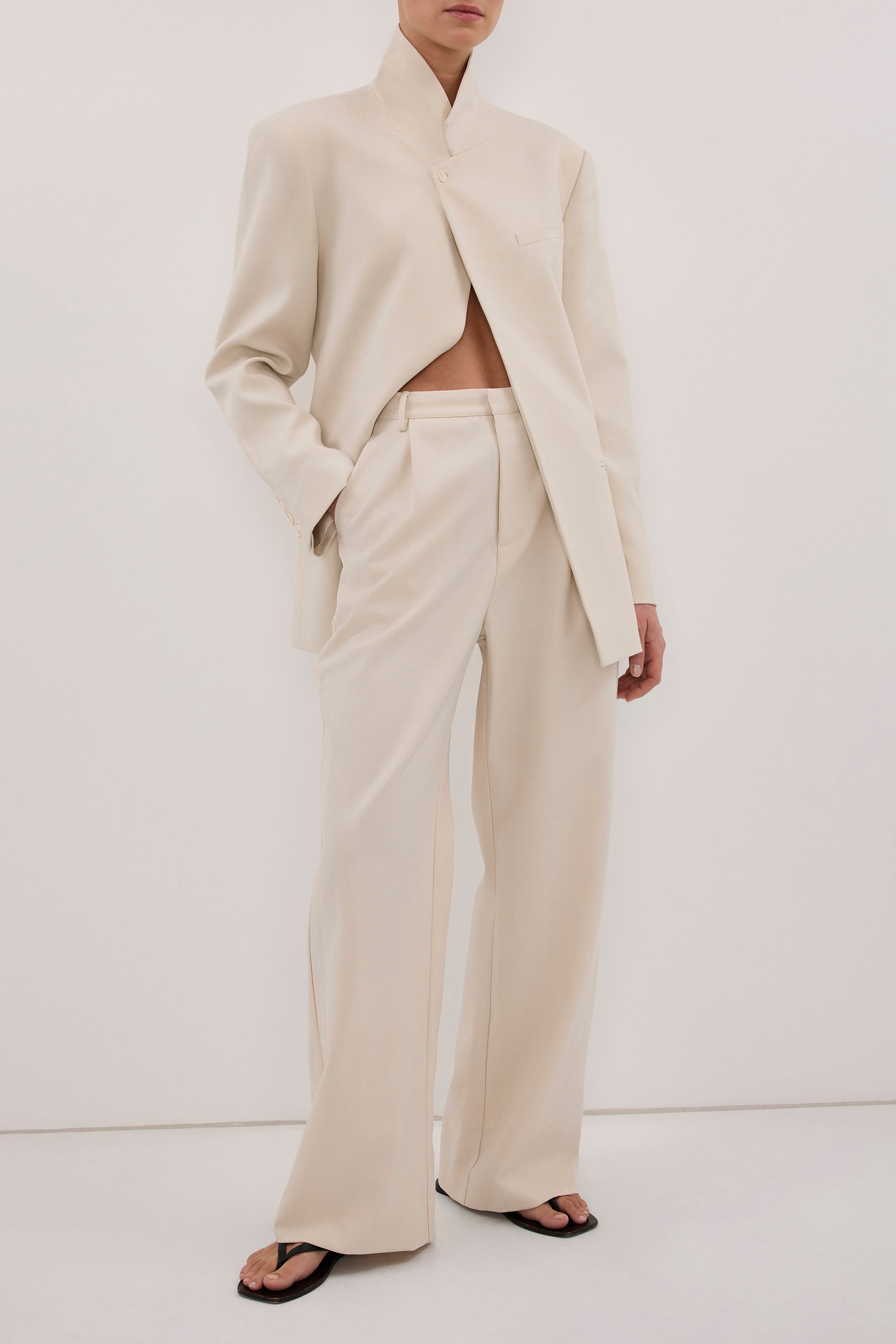 TRINITY BONE TAILORED PANT