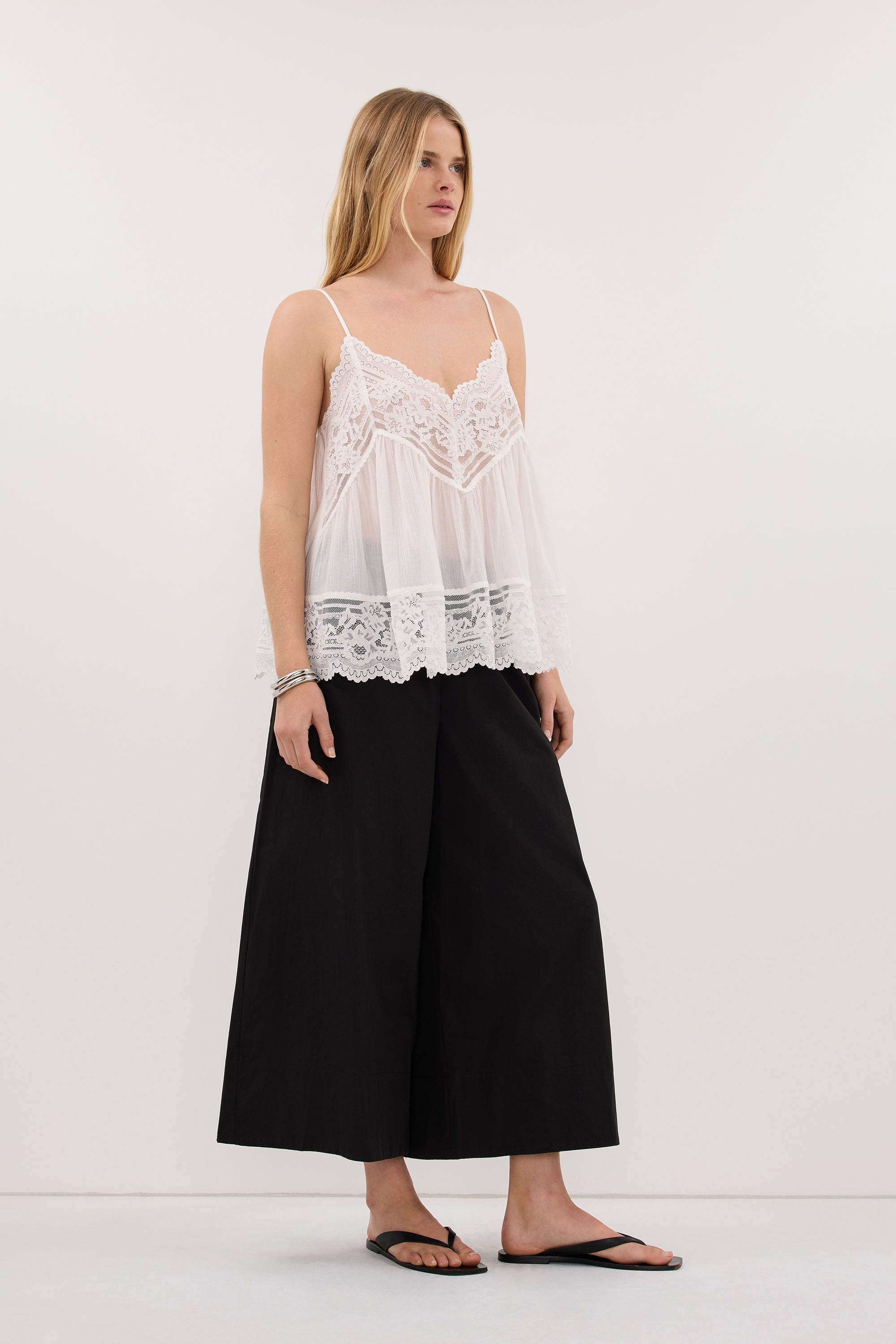 OLIVRA BLACK COTTON CROPPED PANT