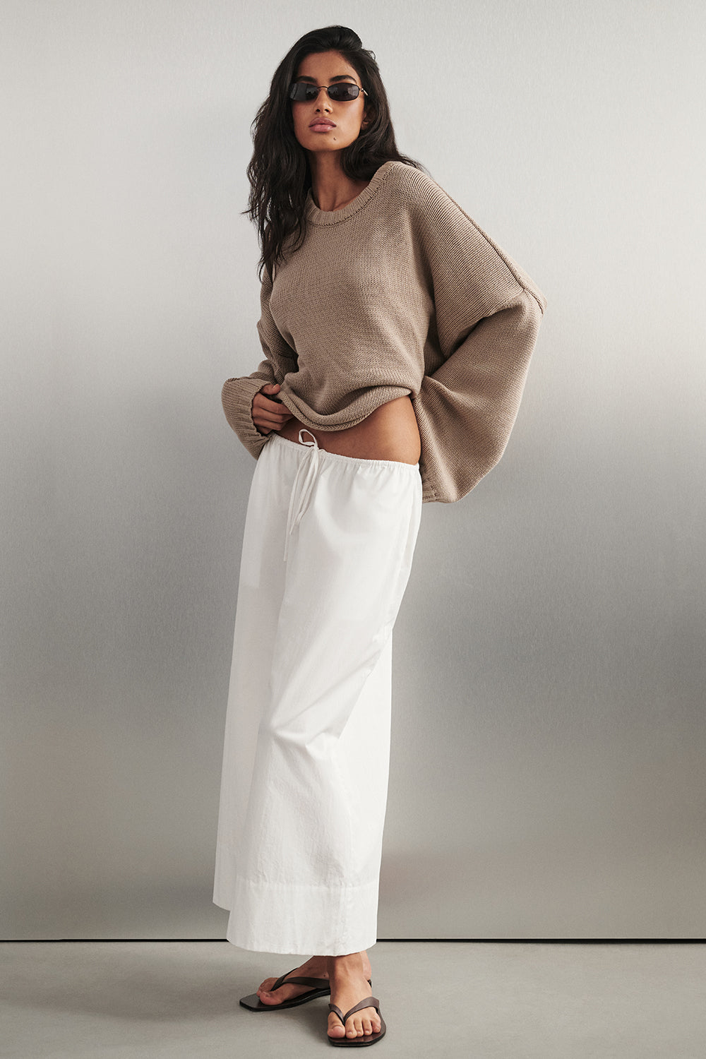 OLIVRA WHITE COTTON CROPPED PANT