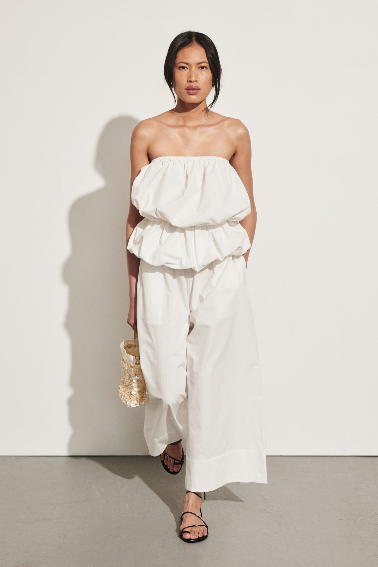 OLIVRA WHITE COTTON CROPPED PANT