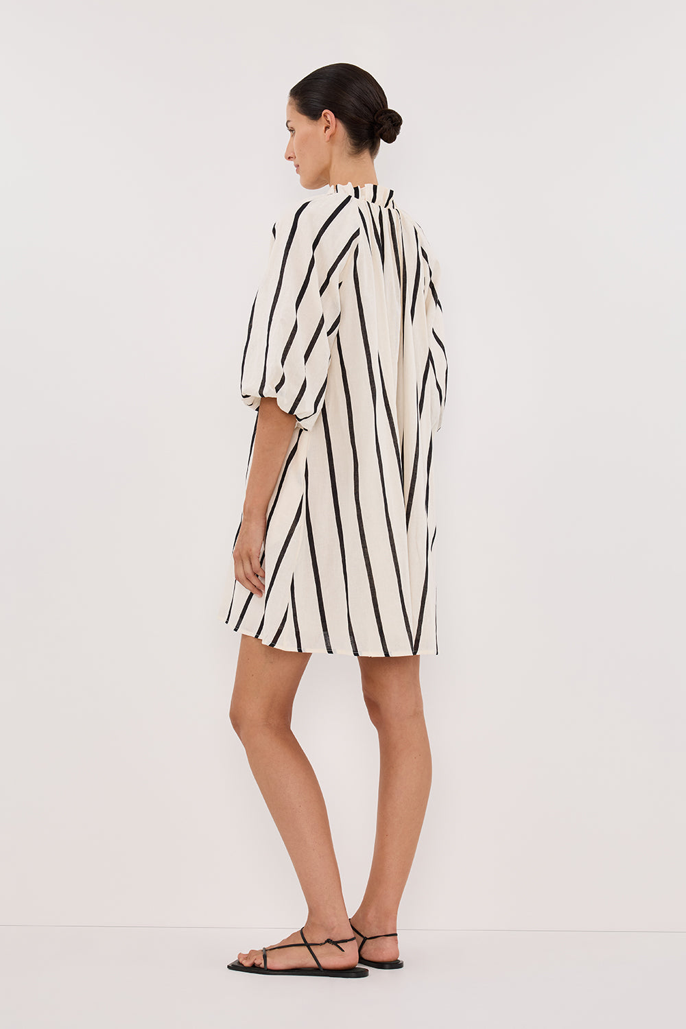 ELLIOT CREAM STRIPE SMOCK DRESS DISSH ELLIOT CREAM STRIPE SMOCK DRESS DISSH