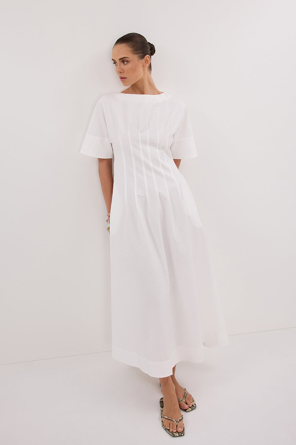 DAPHNE WHITE SLEEVED MIDI DRESS