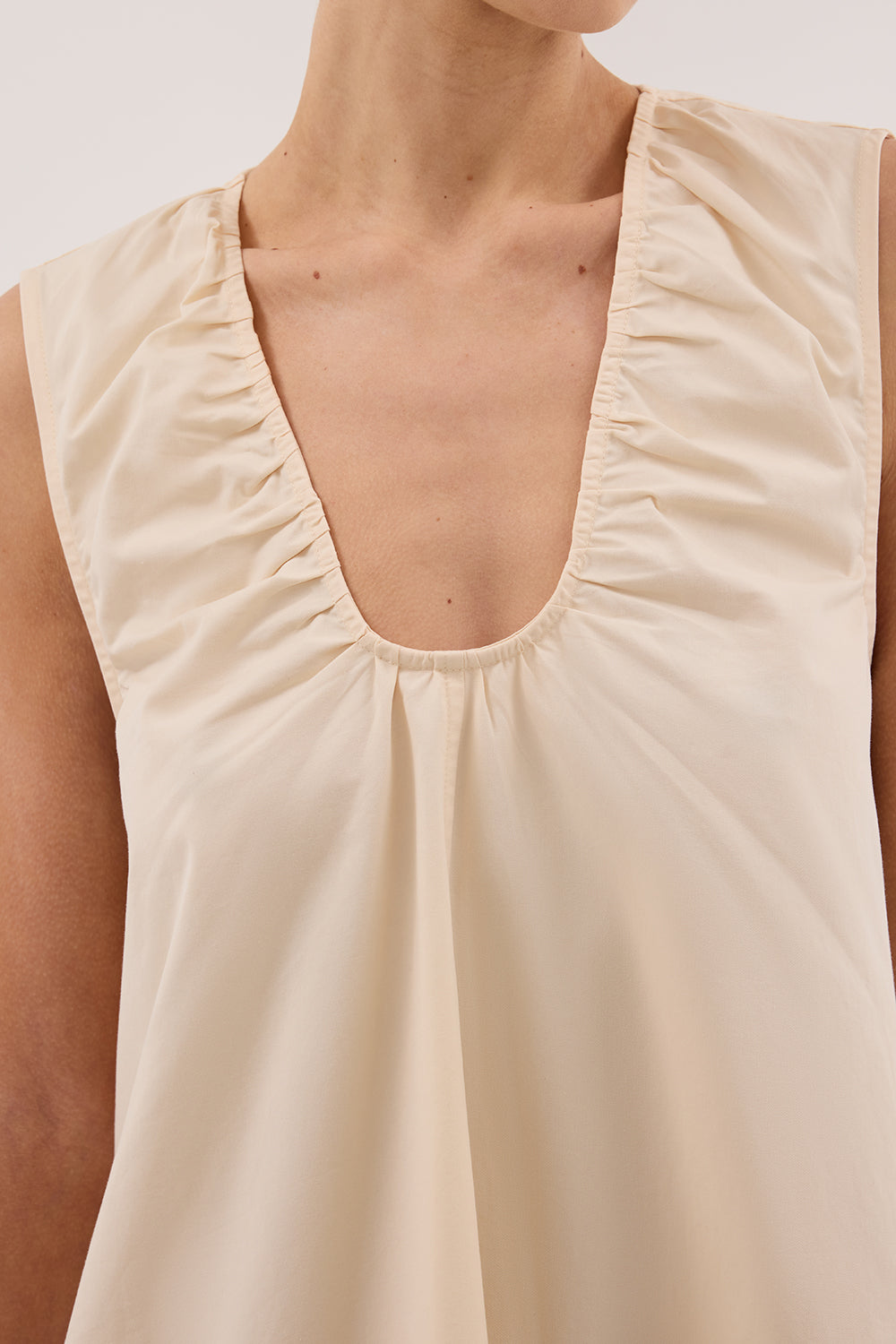 dissh gabby mini dress Gabby Mini Dress Styling for Summer