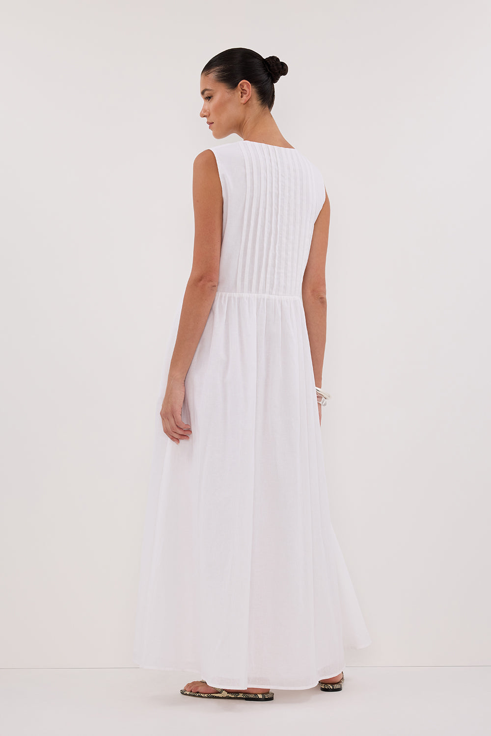 LARS WHITE PINTUCK MIDI DRESS DISSH LARS WHITE PINTUCK MIDI DRESS DISSH