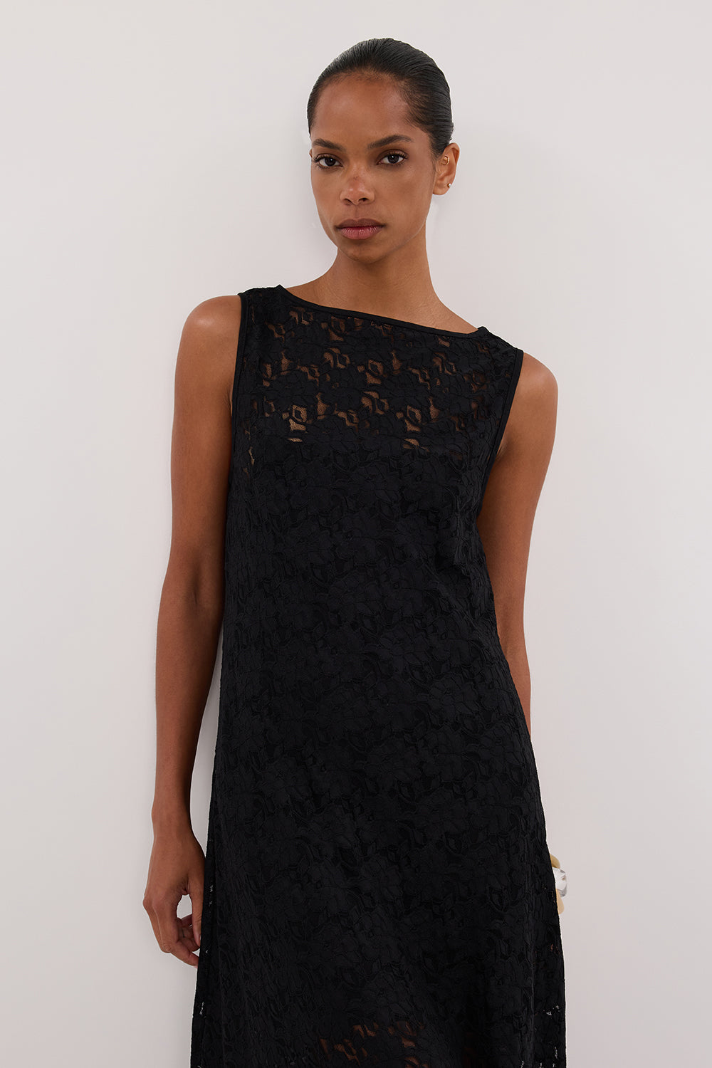 LOULA BLACK LACE MIDI DRESS