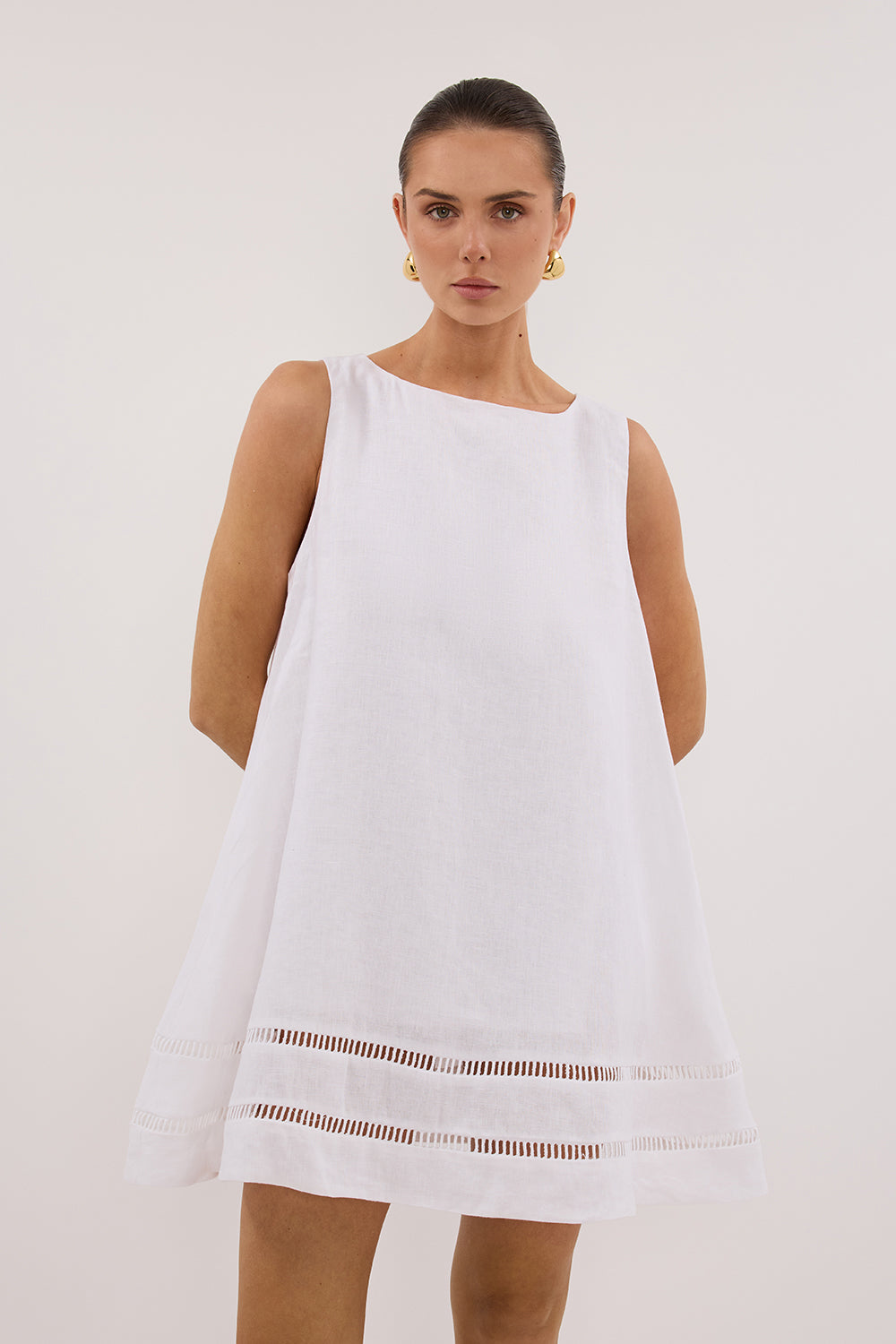 LINDSAY WHITE LINEN MINI DRESS - 2 / WHITE LINDSAY WHITE LINEN MINI DRESS - 2 / WHITE