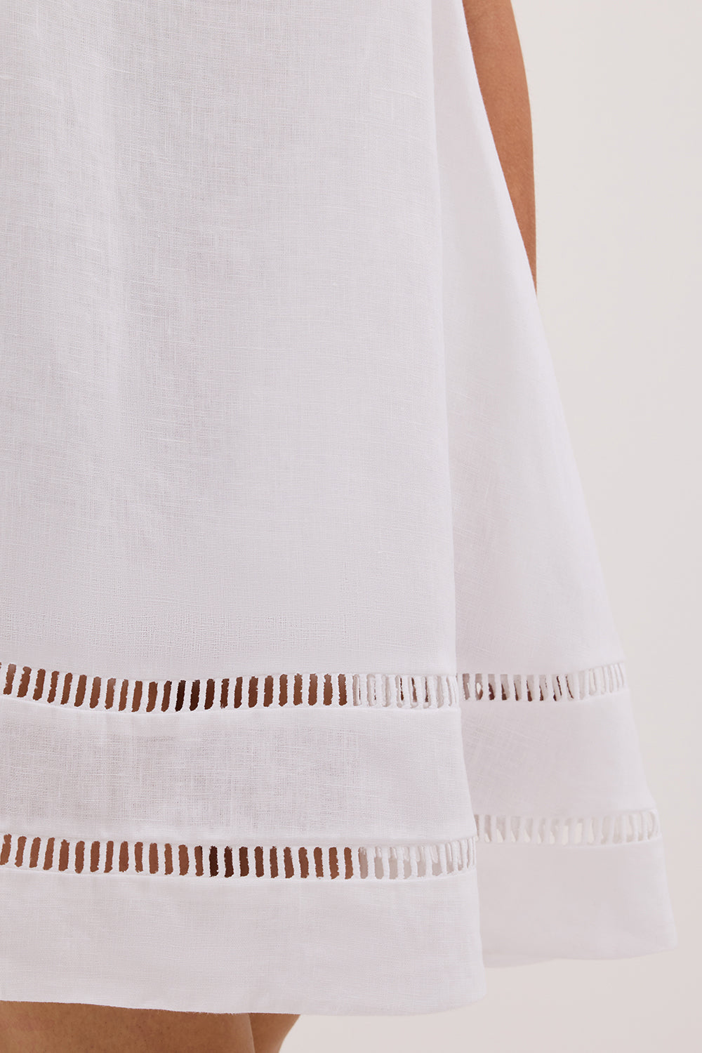 LINDSAY WHITE LINEN MINI DRESS