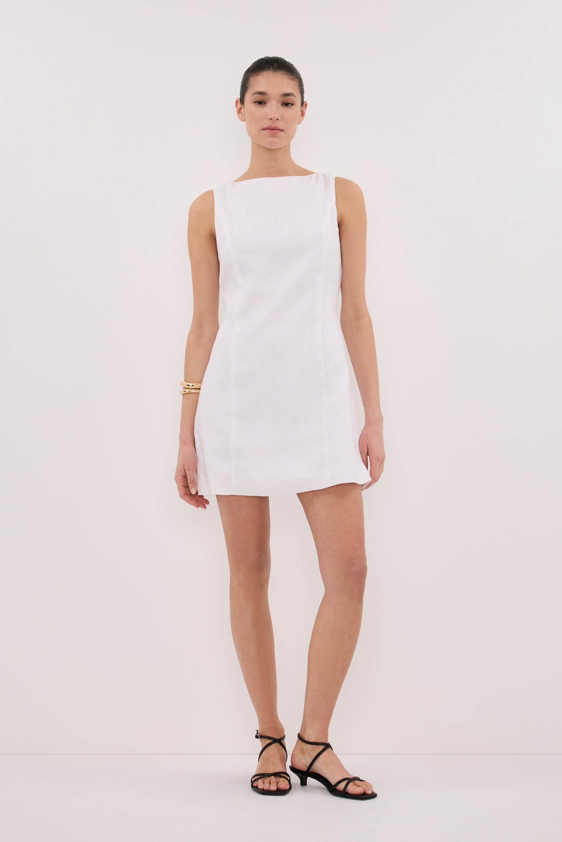 LACY WHITE LINEN MINI DRESS – DISSH