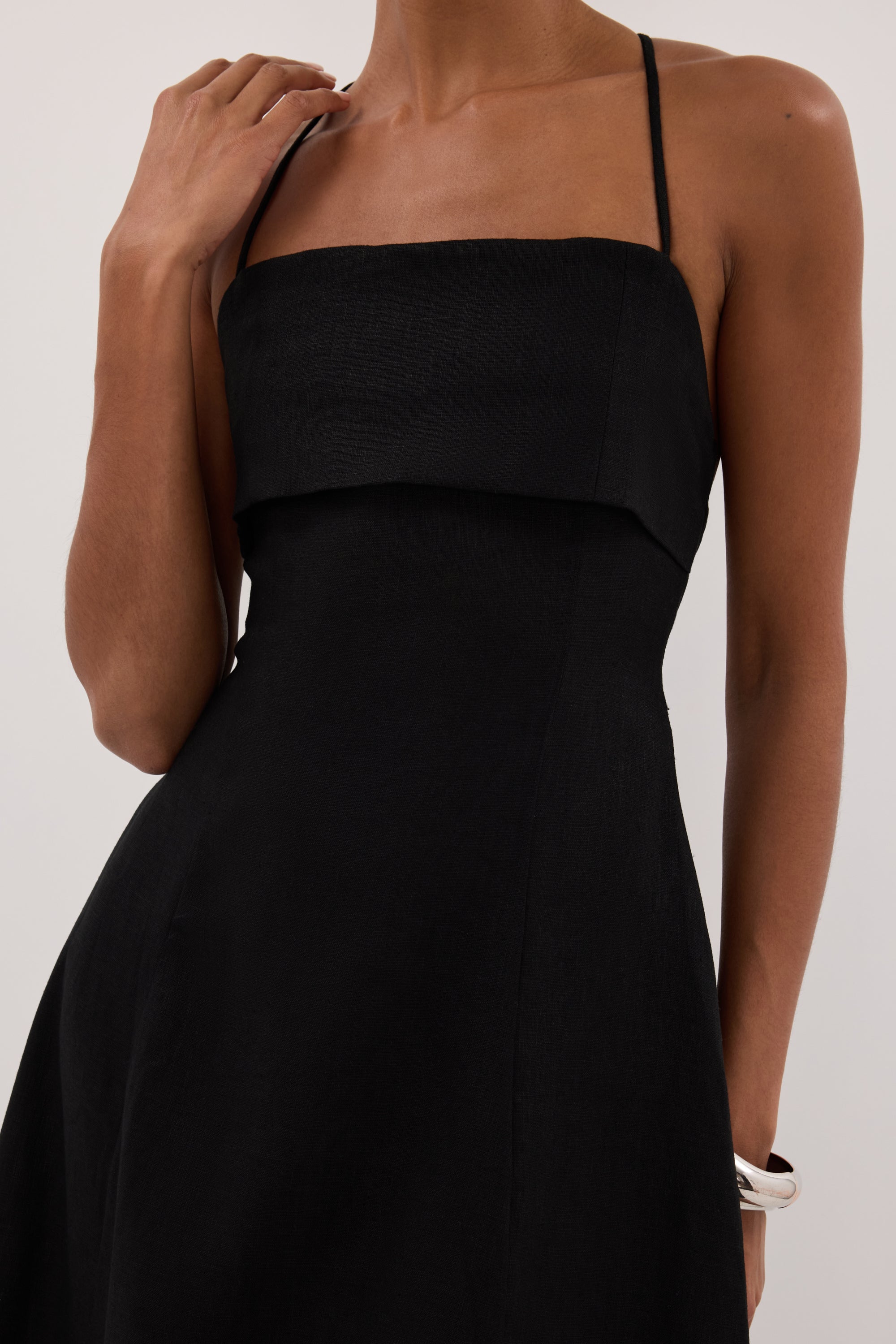 DANIELLA BLACK LINEN TIE BACK MIDI DRESS