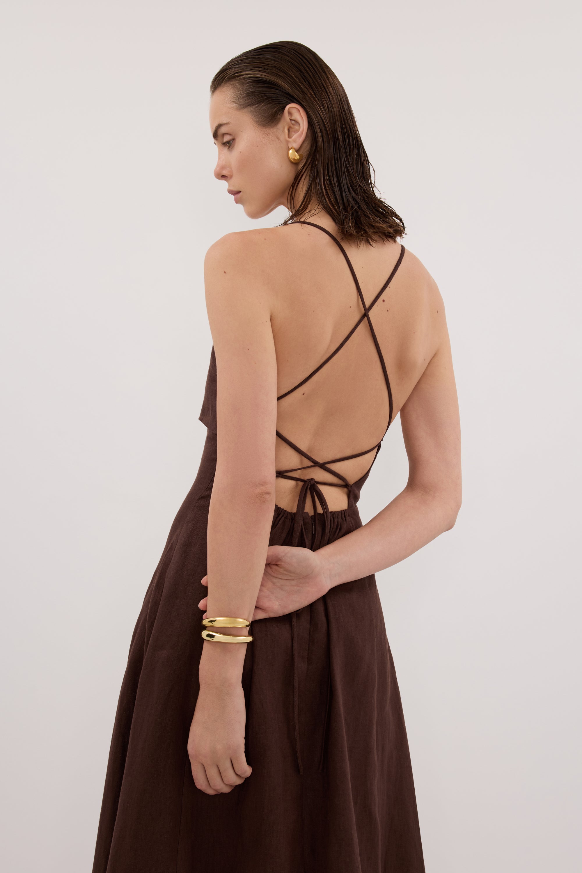 DANIELLA COCOA LINEN TIE BACK MIDI DRESS