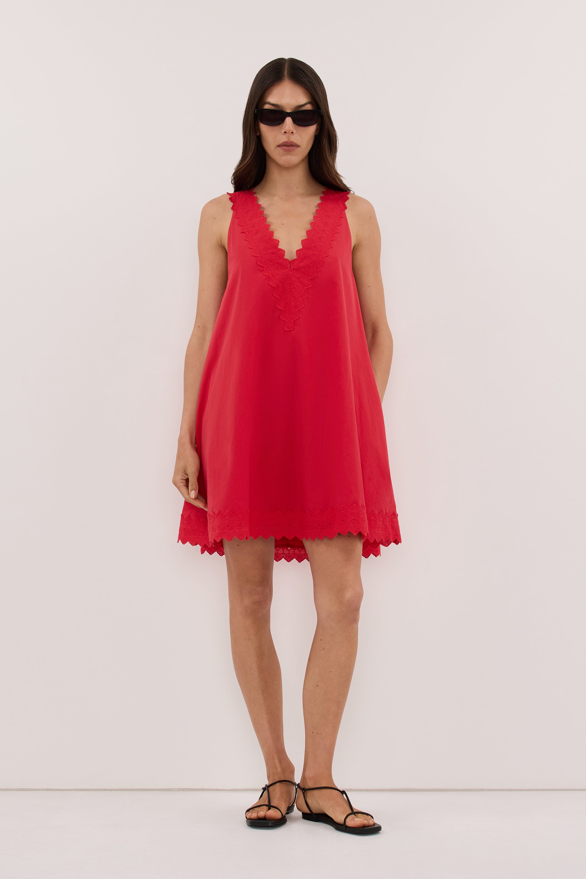 ANNABEL RED SLEEVELESS V NECK MINI DRESS