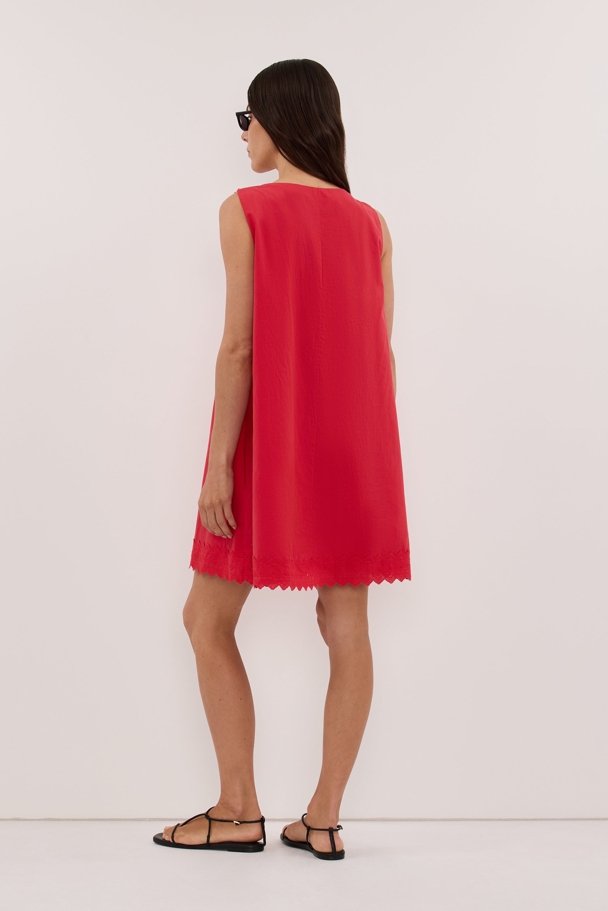 ANNABEL RED SLEEVELESS V NECK MINI DRESS