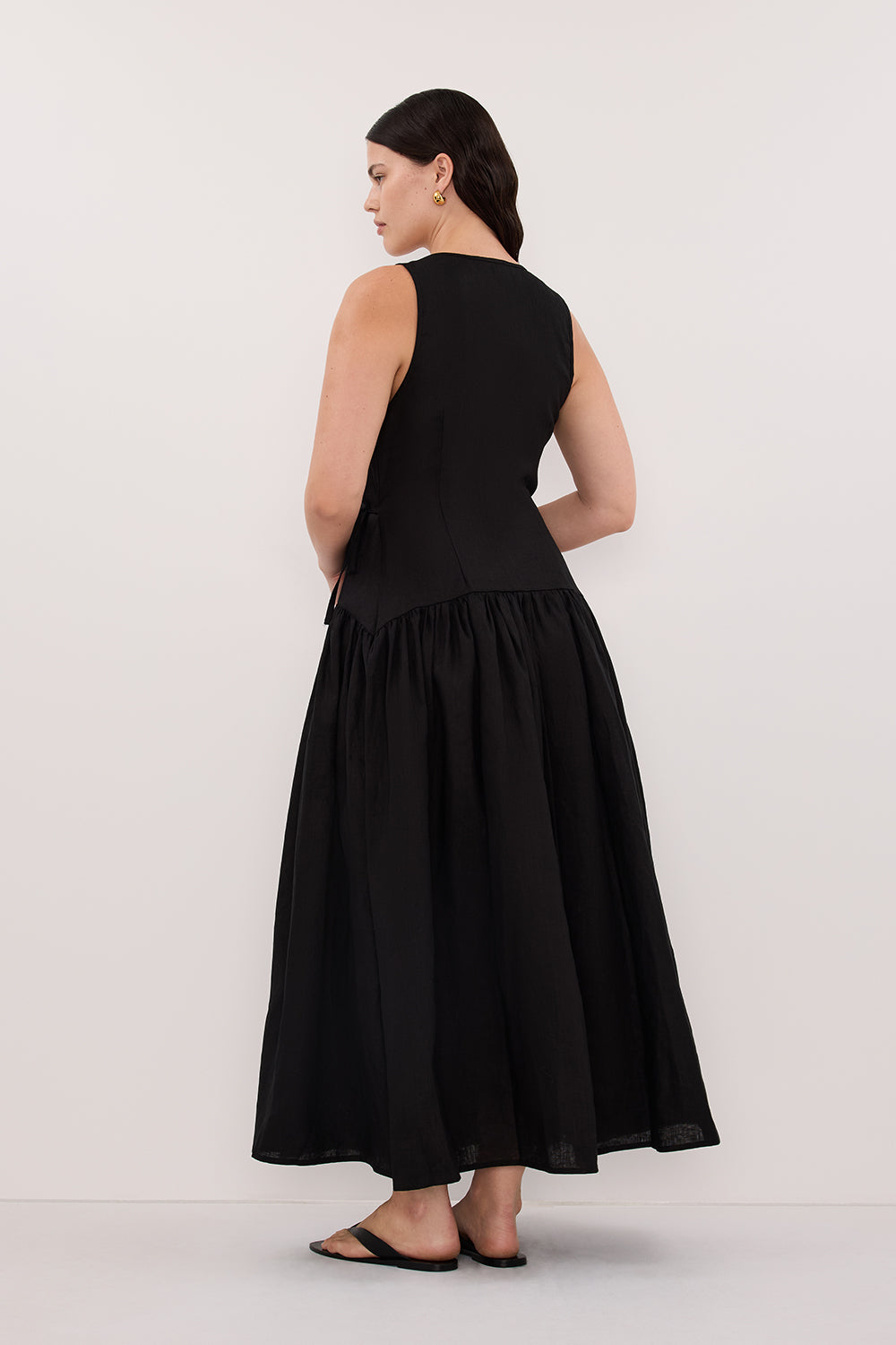 Ilio Sleeveless Linen Wrap Midi Dress in Black by Dissh
